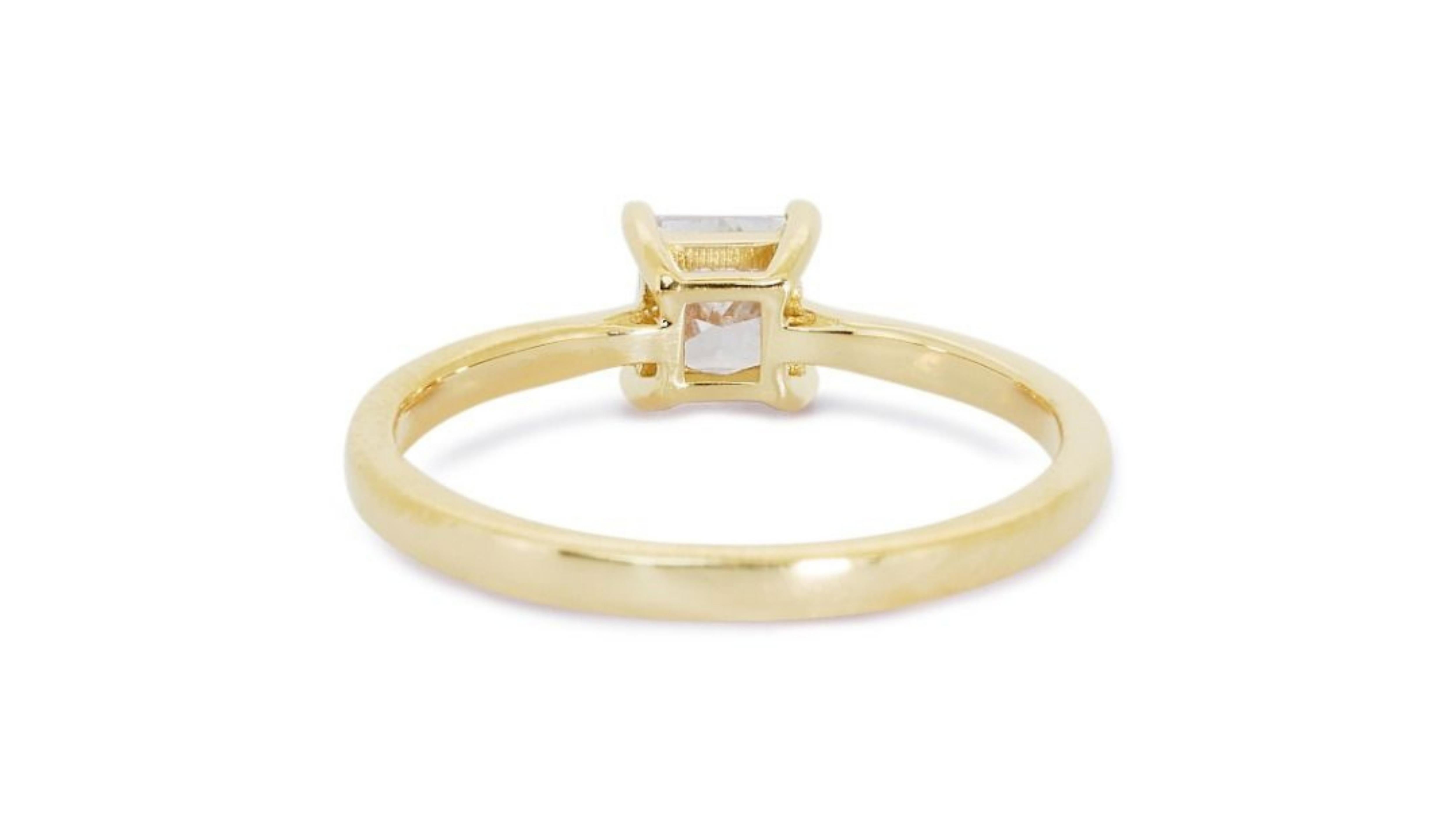Classic 1ct. Bague à diamant solitaire brillant modifié de forme carrée en vente 2