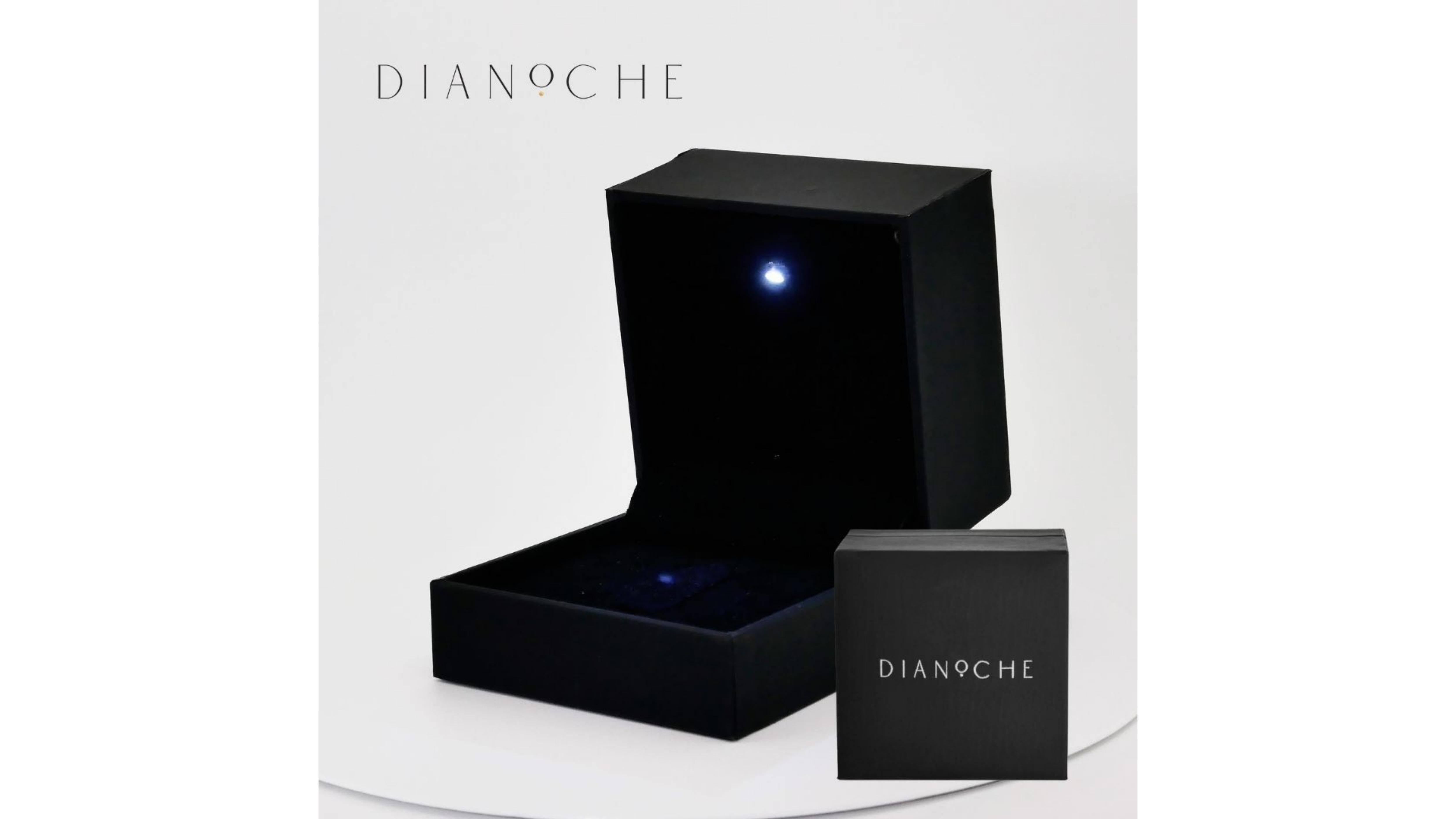Classic 1ct. Square Modified Brilliant Solitaire Diamond Ring For Sale 3