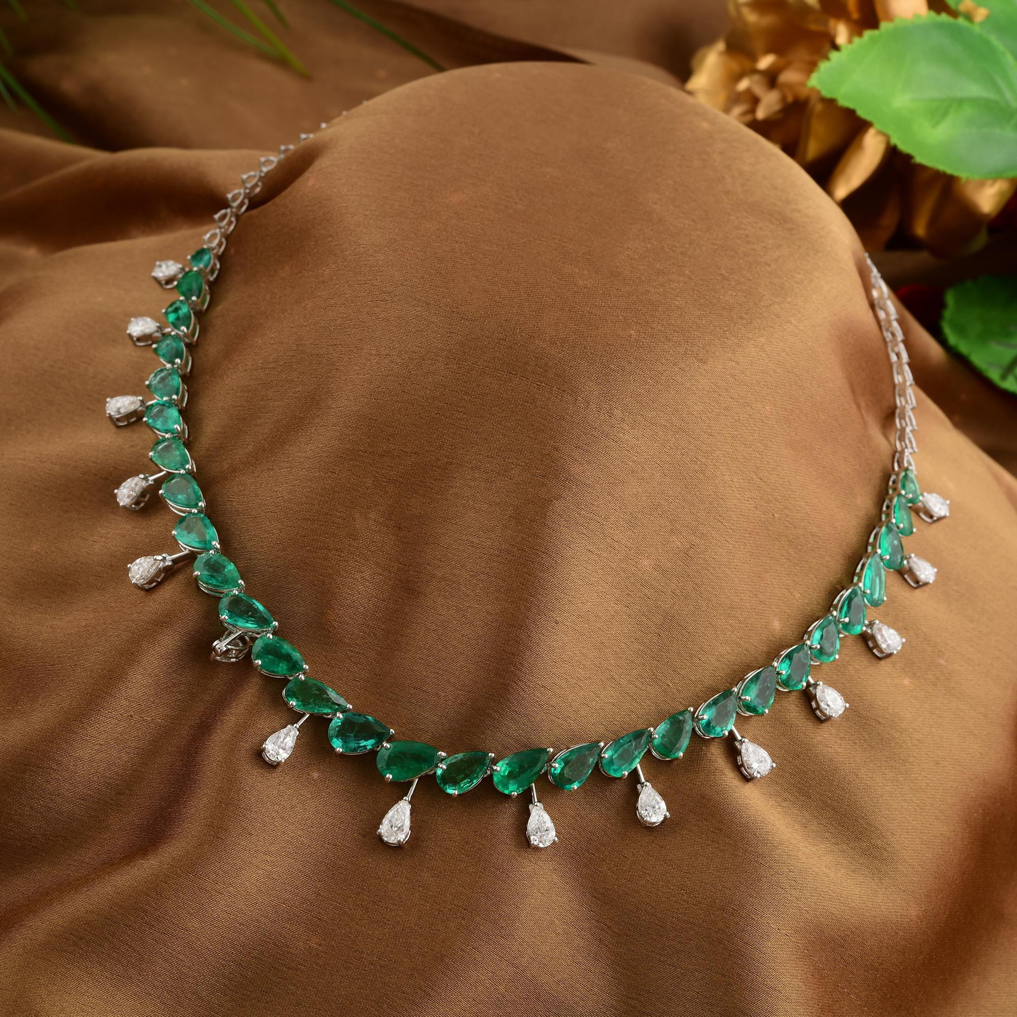 Collar Gargantilla Clásico Esmeralda 20,55ct con Gotas de Diamantes 4,64ct Oro Blanco 18k en venta 4