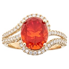 Vintage Classic 2.17 Carat Oval-Cut Fire Opal Accented with White Diamond 14k Yg Ring