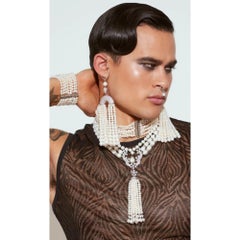 Collier à trois rangs de perles d'eau douce avec accents en cristal