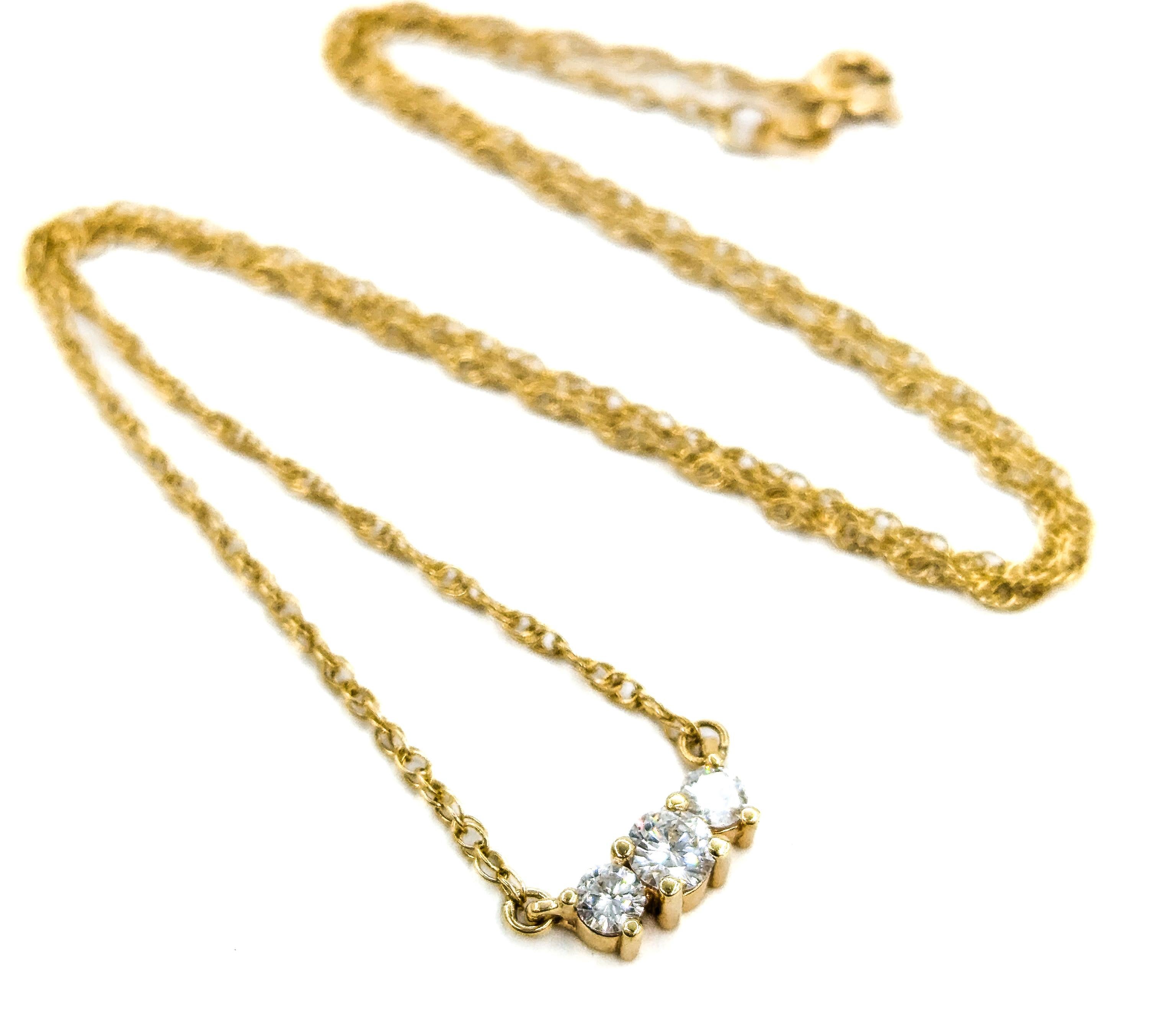 Women's Classic 3 Stone Diamond Station Pendant Necklace in Yellow Gold