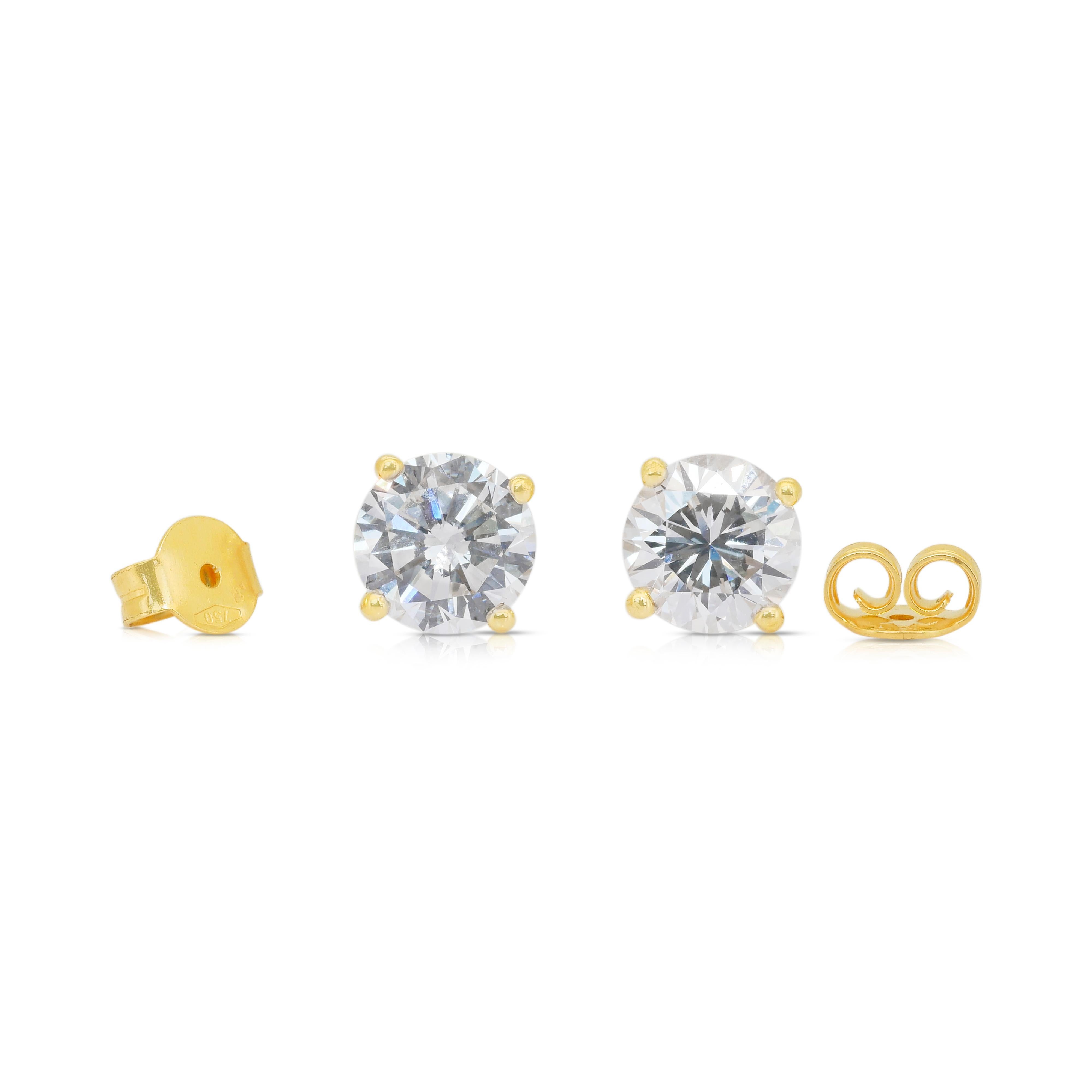 Classic 3.03ct Diamonds Stud Earrings in 18k Yellow Gold - IGI Certified in vendita 3