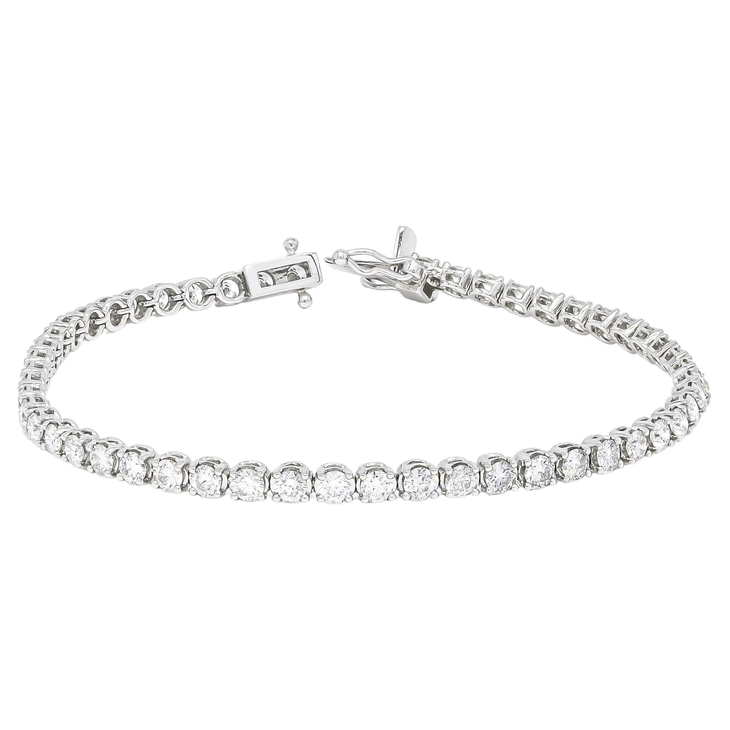 Classic 4.00 Carat Four Prong Tennis Bracelet in 18k White Gold Natural Diamonds For Sale