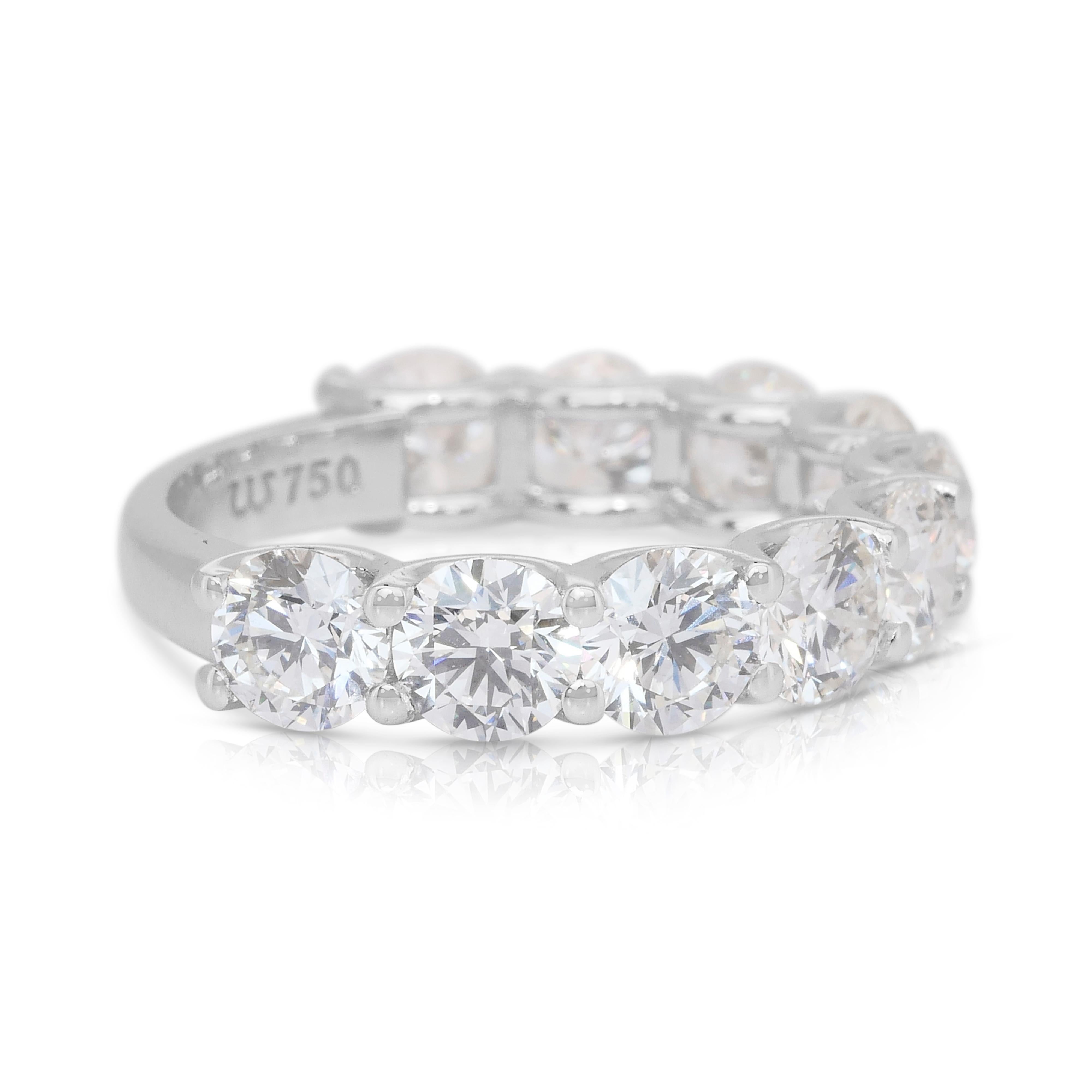 Bague classique en or blanc 18k avec 4.11ct de diamants - Certifiée IGI Neuf - En vente à ר�מת גן, IL