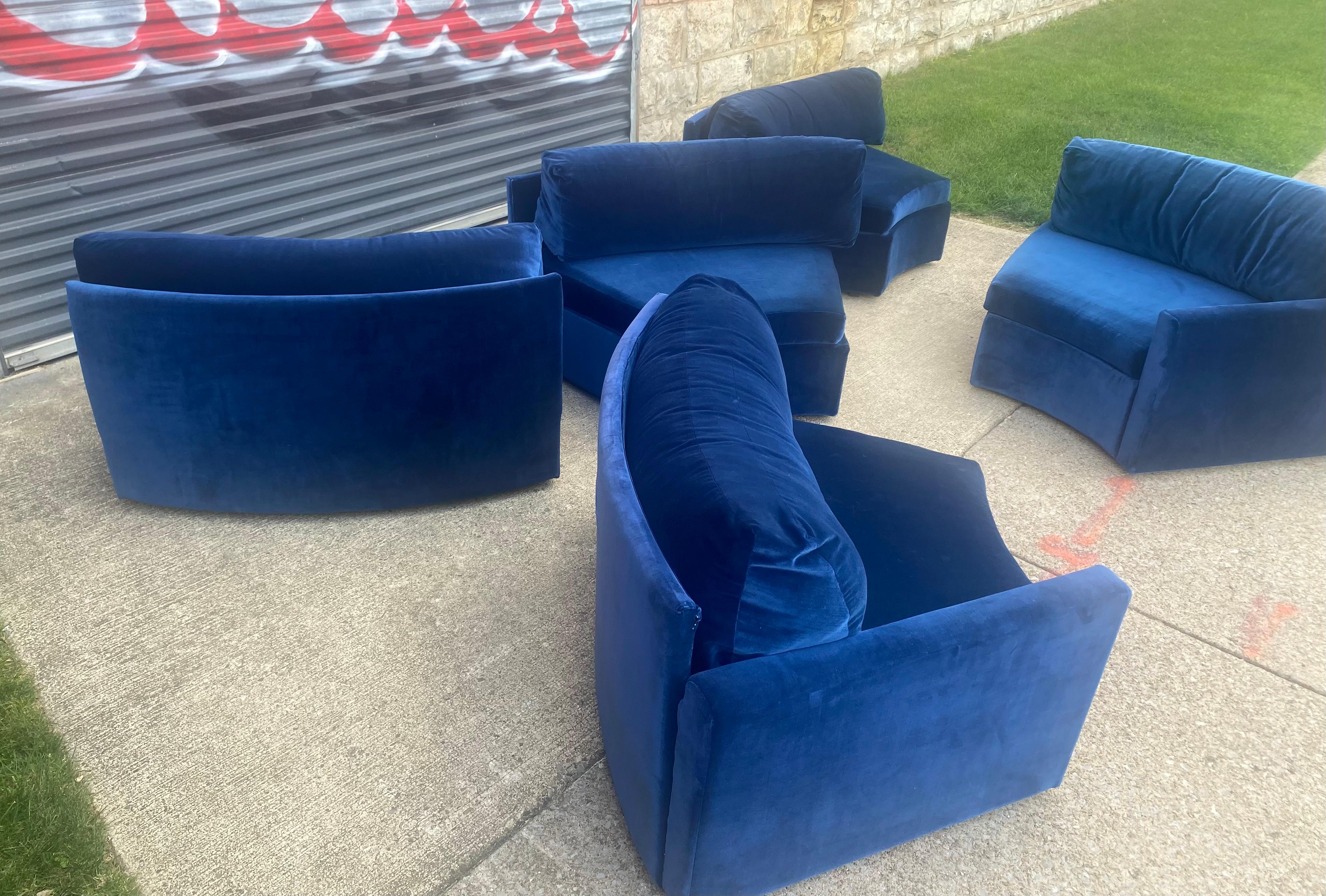 Fabric Classic 5-Piece Curved Sectional Sofa by Comfort Design Inc Att to Milo Baughman