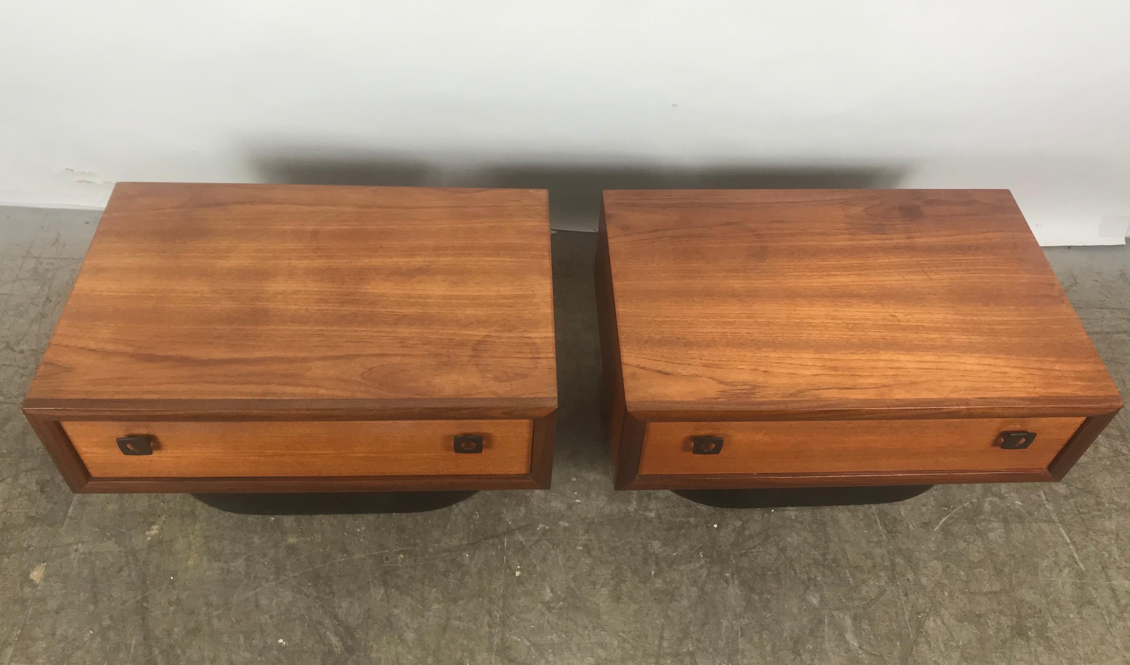Canadian Classic 1970s Teak and Leather Wrapped Stands/End Tables by Rs Assocciates