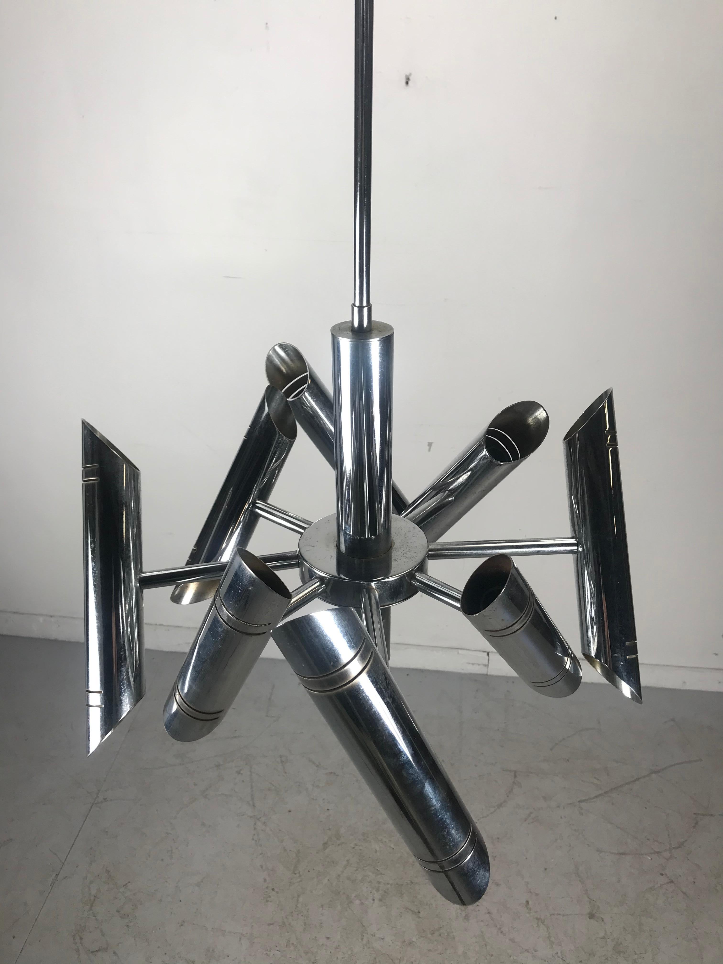 Classic 8 Arm, 16 Bulb Italian Modern Chrome Chandelier by Gaetano Sciolari In Good Condition For Sale In Buffalo, NY