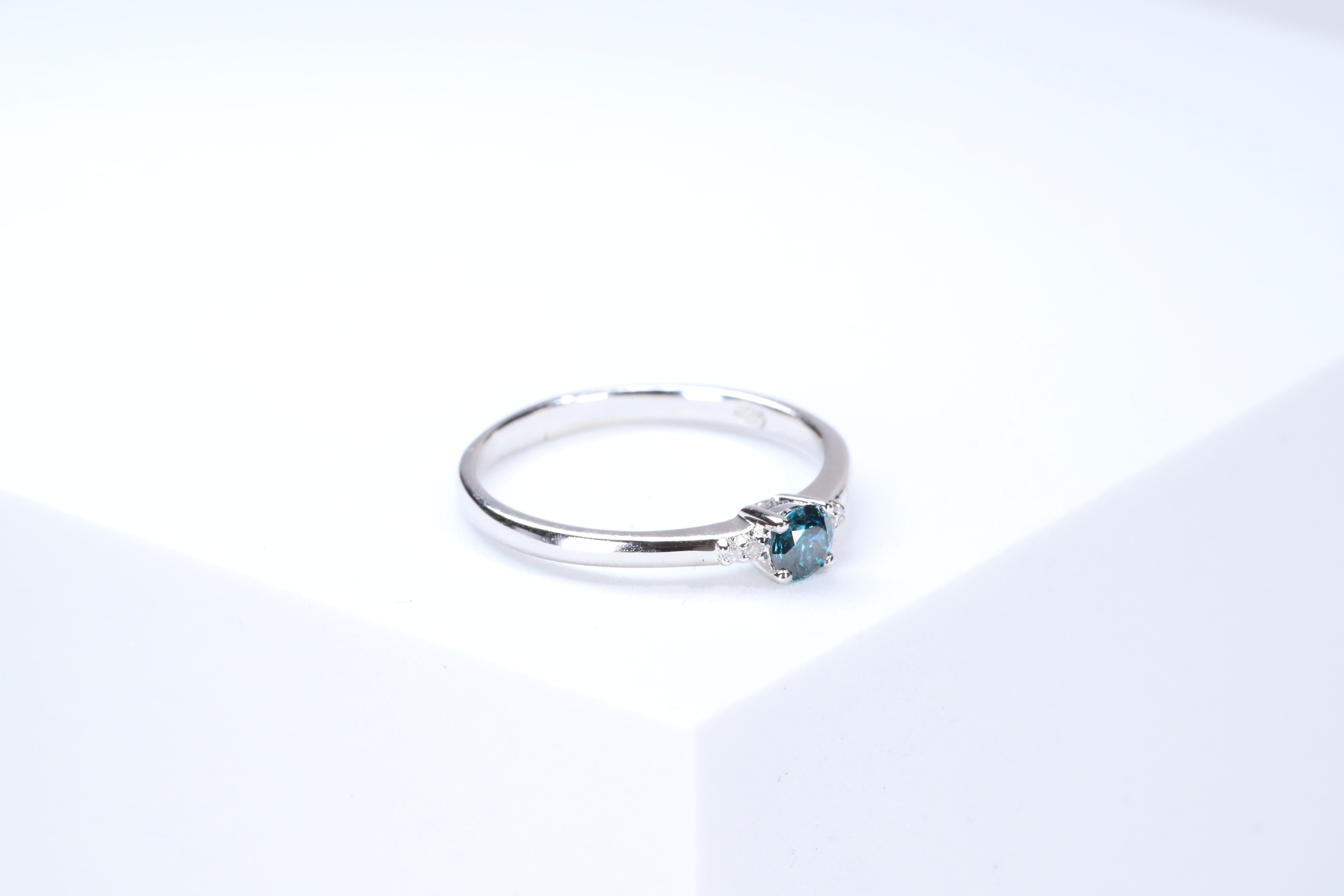 Round Cut Classic 925 Sterling Silver Studded with Blue and White Diamond Ring