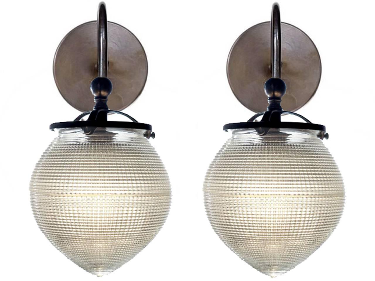Classic Eichel Prismatische Wandleuchter (Industriell) im Angebot