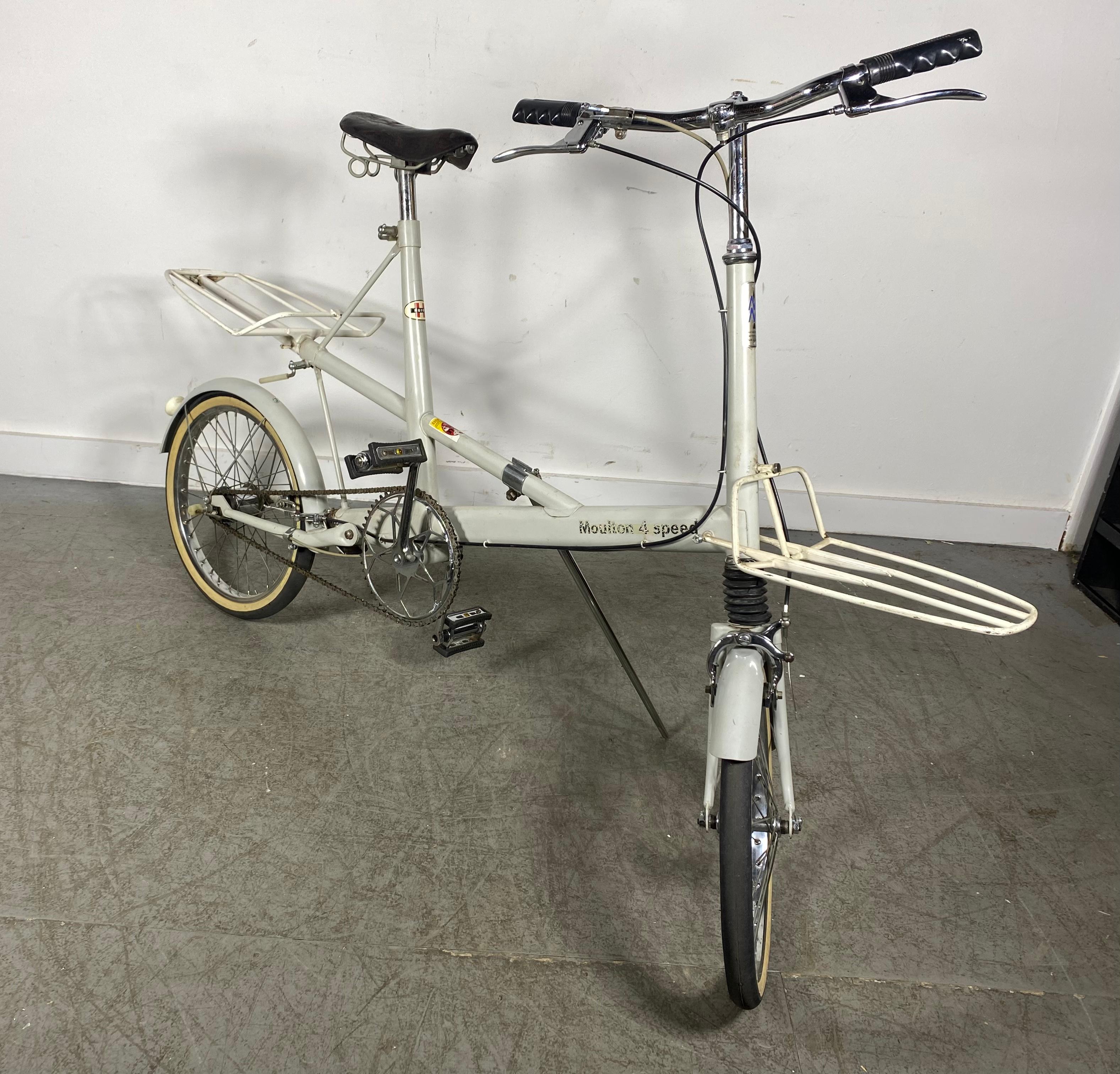 Bicyclette Classic Alex Moulton à 4 vitesses, design moderniste Bon état - En vente à Buffalo, NY