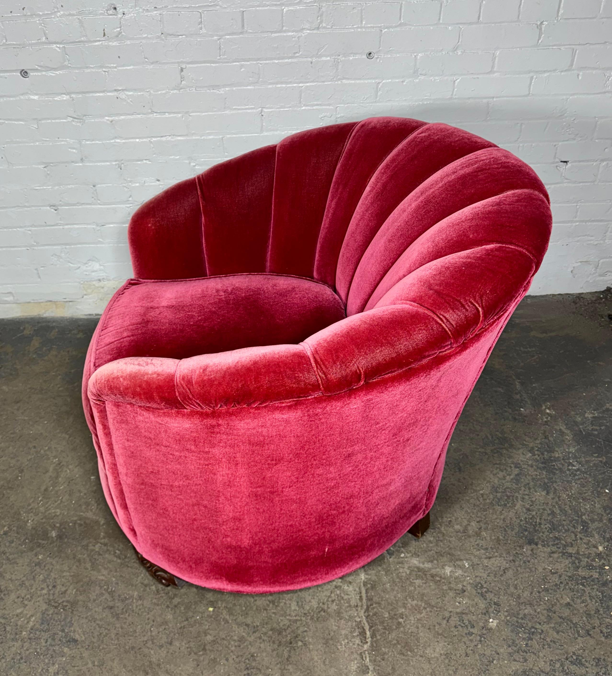 Classic American Art Deco Fuchsia (pink) Mohair Channel Back Lounge Chair In Good Condition In Buffalo, NY