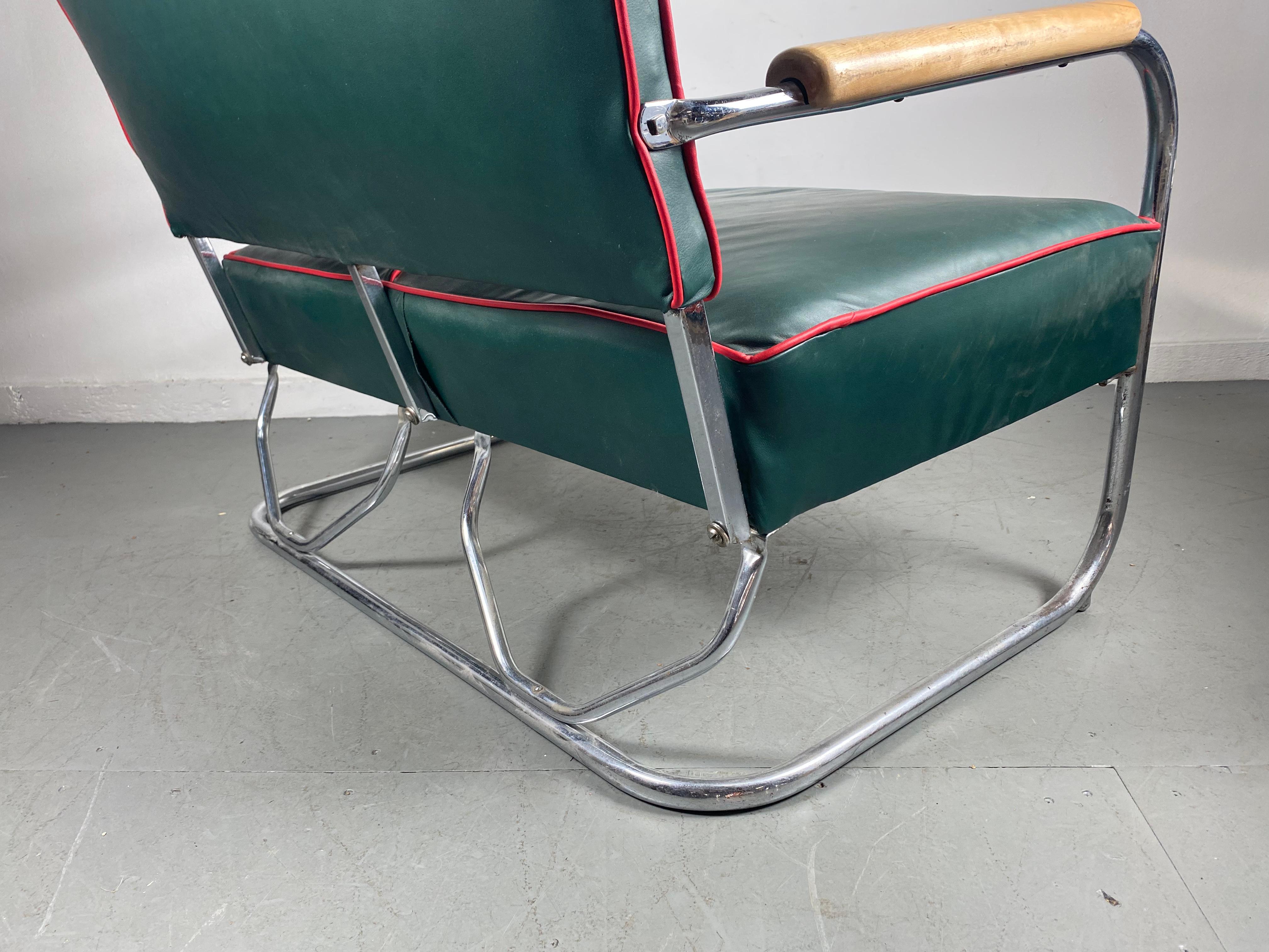 Mid-20th Century Classic American Art Deco Leather and Chrome Settee Attrib to Wolfgang Hoffmann