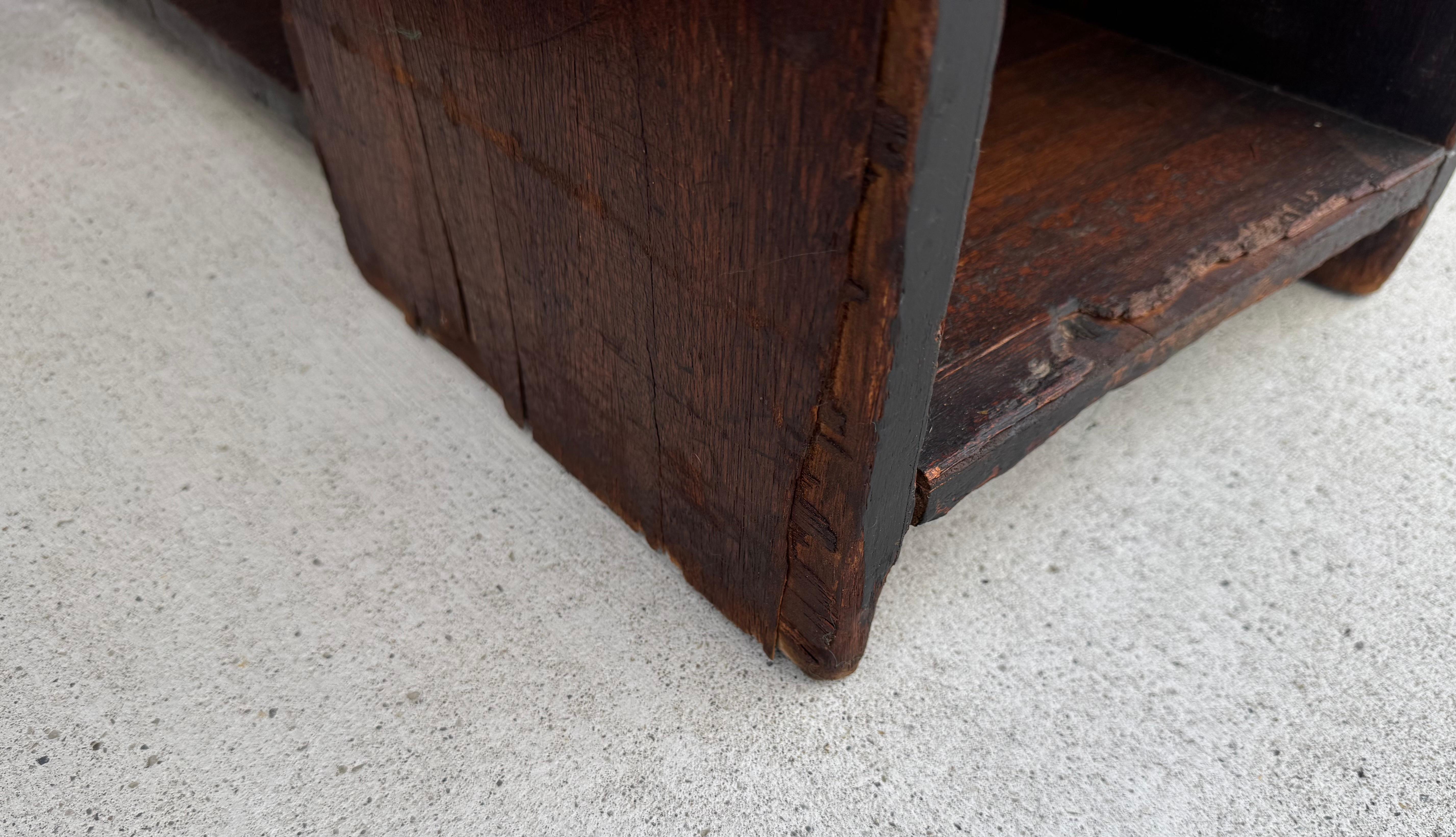 Tables de chevet classiques américaines Art déco style Paul Frankl en vente 3