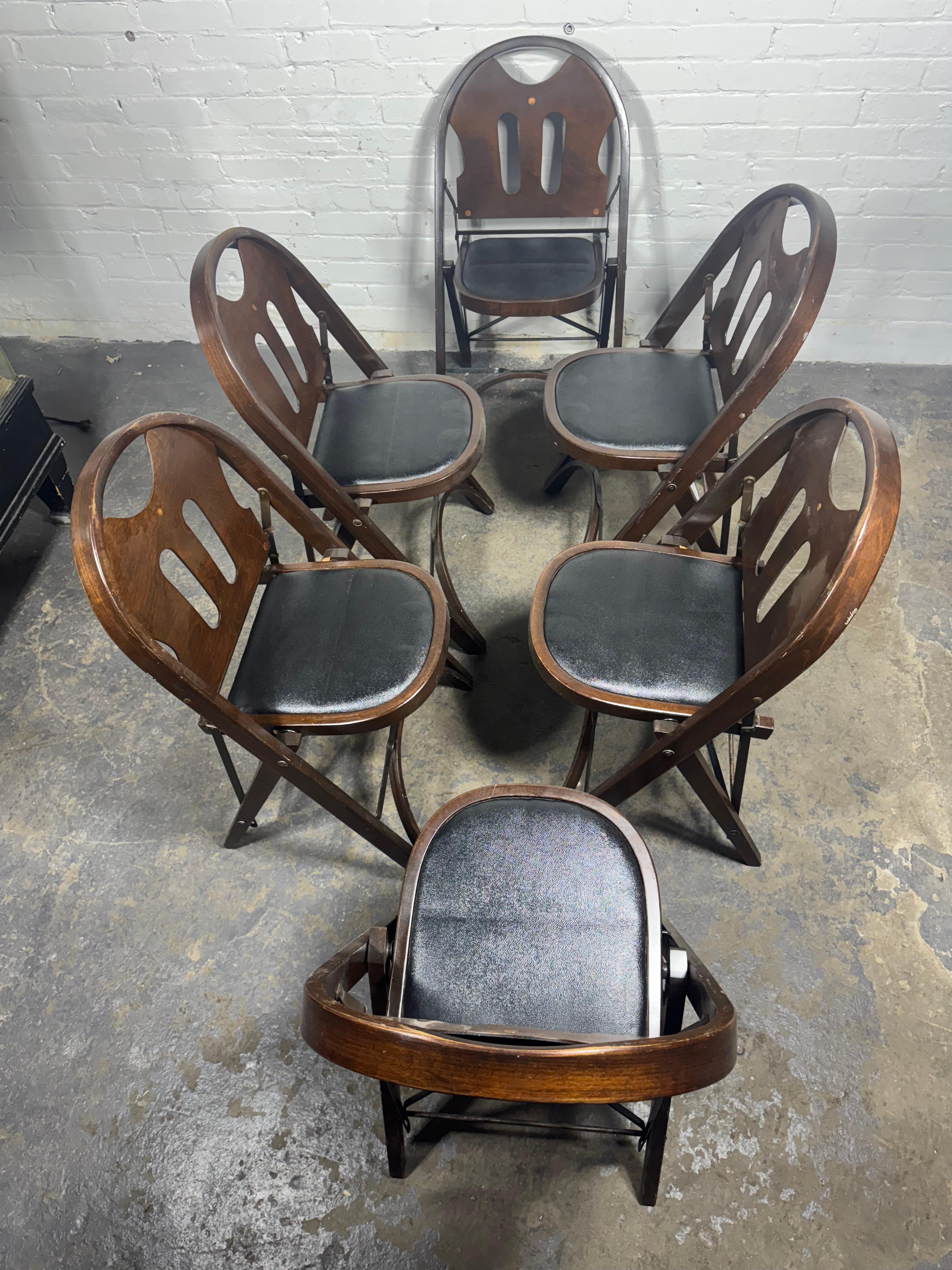 Classic American Bentwood and Iron Folding Chairs 1930s For Sale 2