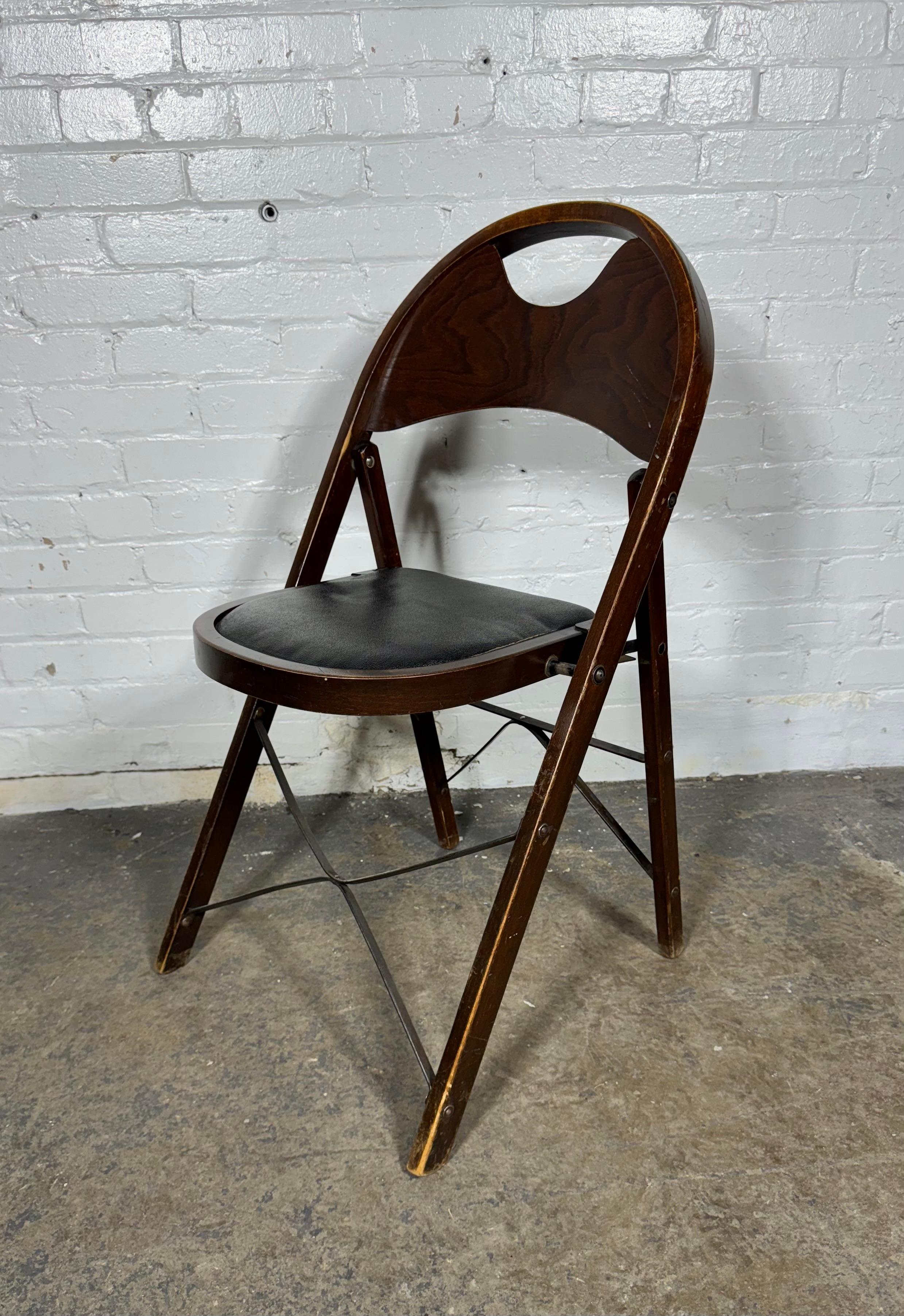Classic American Bentwood and Iron Folding Chairs For Sale 3