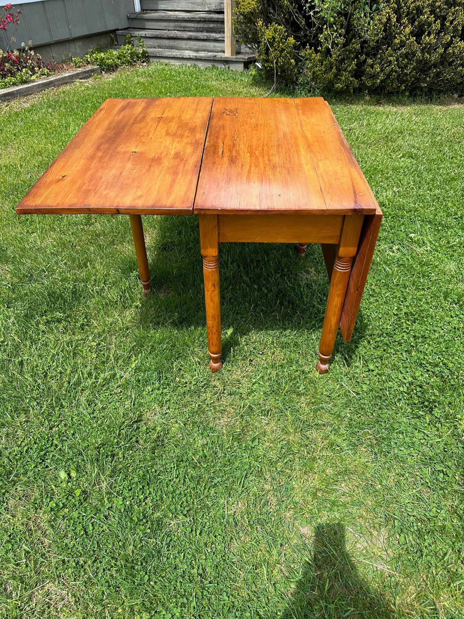 Classic American Drop Leaf Maple Pembroke Table For Sale 9