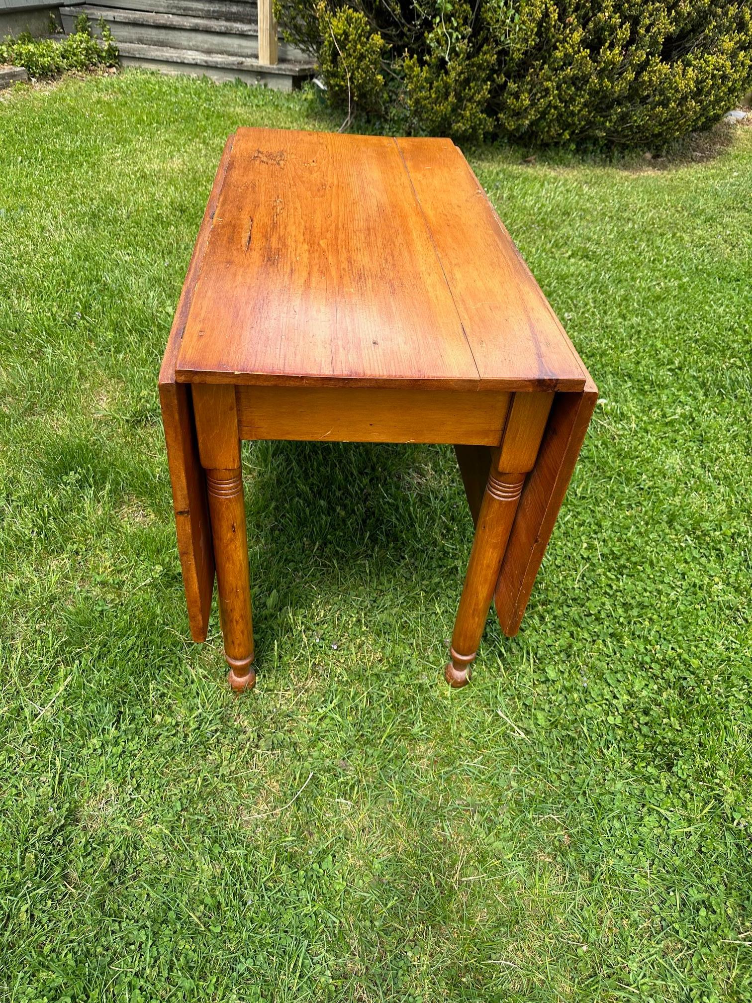 Classic American Drop Leaf Maple Pembroke Table For Sale 3