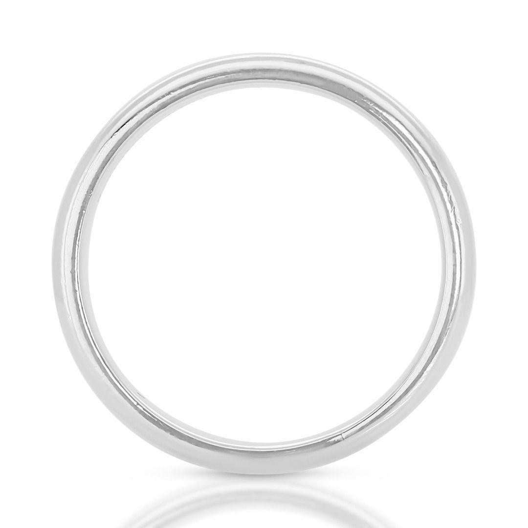Classic and Elegant Platinum Ring For Sale 2