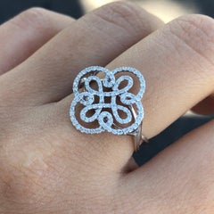 Klassischer und eleganter weißer Diamant-Brautring aus Weißgold für Ihre Braut
