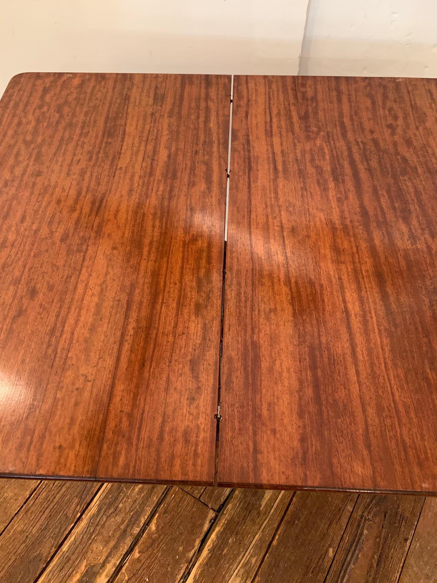 Classic and Versatile Campaign Style Mahogany Side or Dining Table In Excellent Condition For Sale In Hopewell, NJ