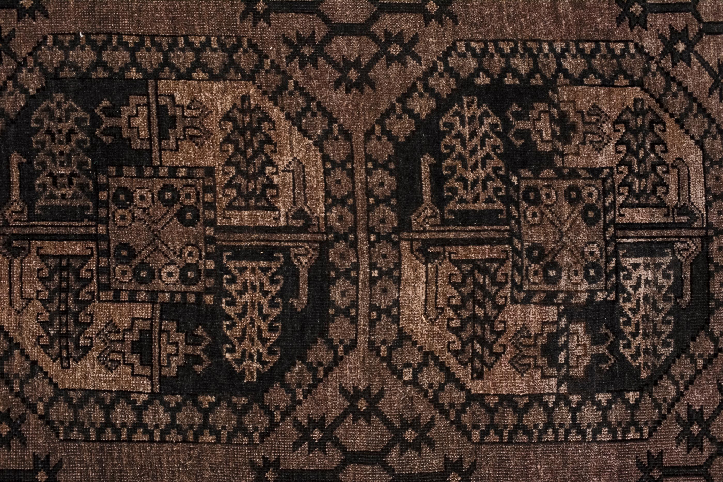 Classic Antique Afghan Rug with Abrashed Field and Detailed Borders In Good Condition For Sale In New York, NY
