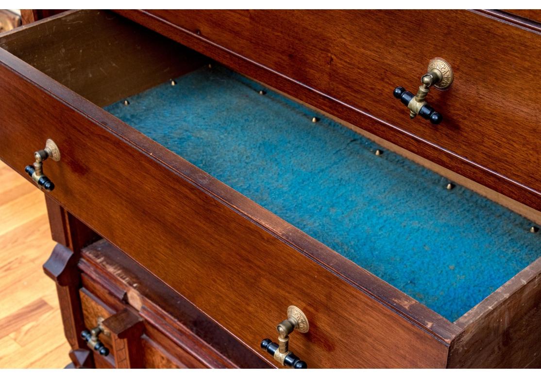 Klassisch Antique Eastlake Mirror Tür Armoire im Angebot 1