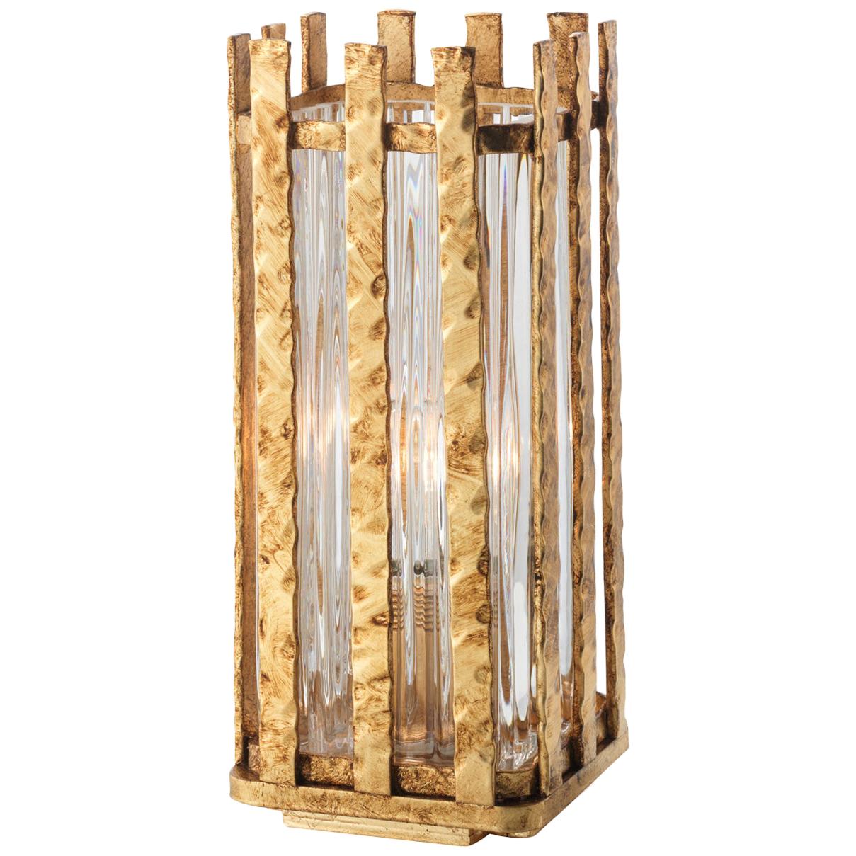 Lampada da tavolo classica in oro antico in vendita