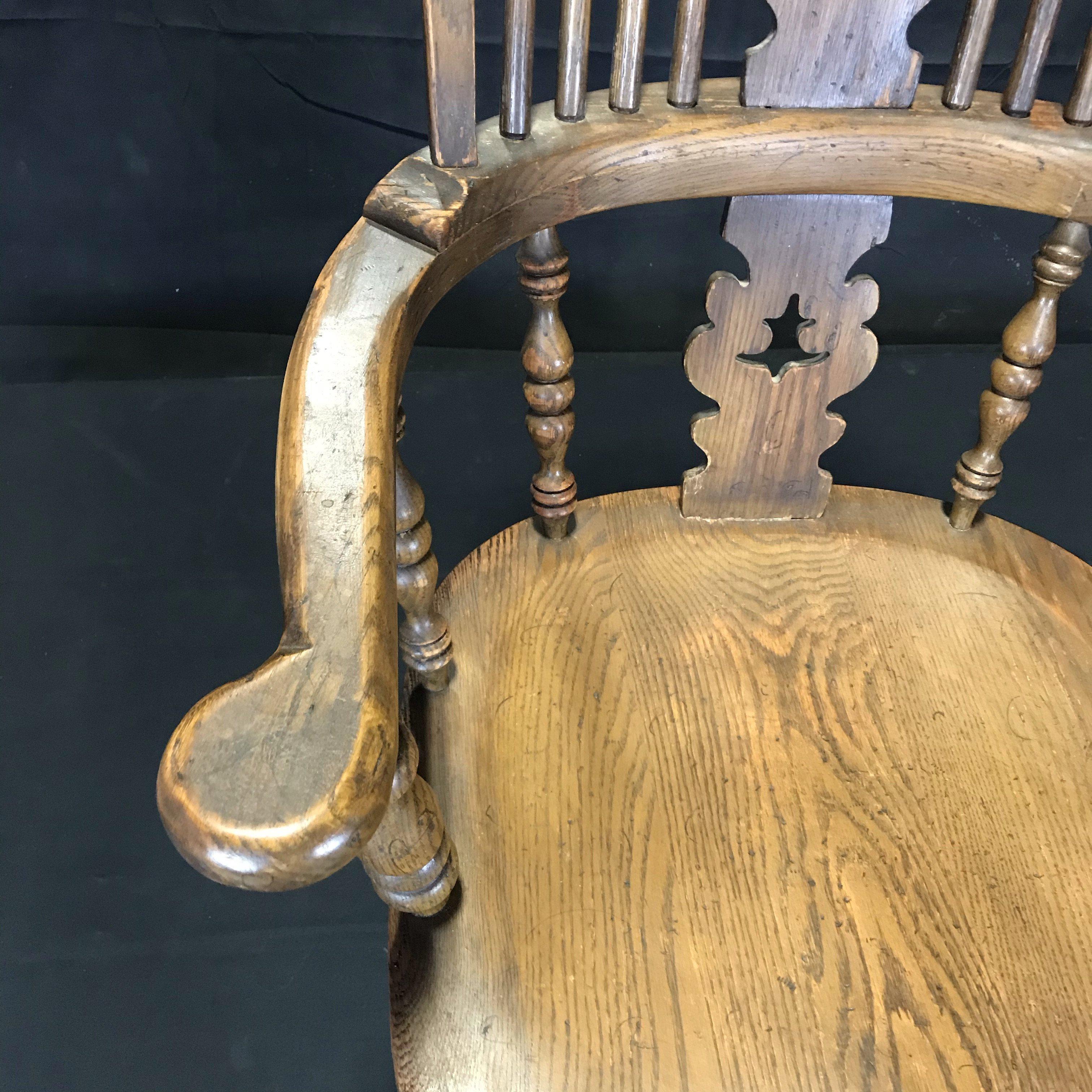 English Classic Antique Oak British Windsor Arm Chair For Sale