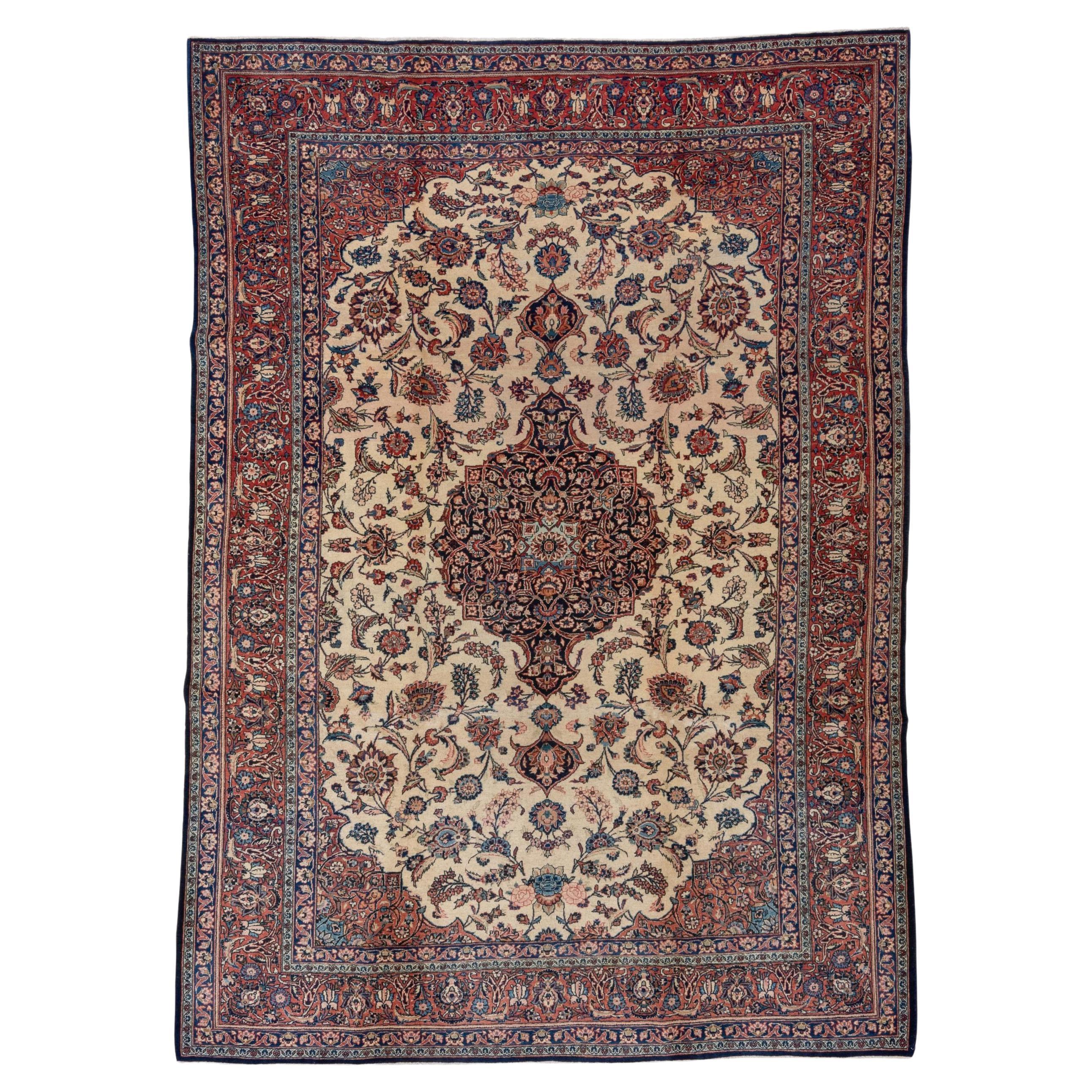 Classic Antique Persian Kashan Rug, Floral Field with a Center Medallion For Sale