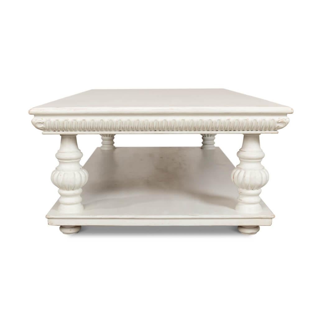 Classic Antique White Coffee table For Sale 2
