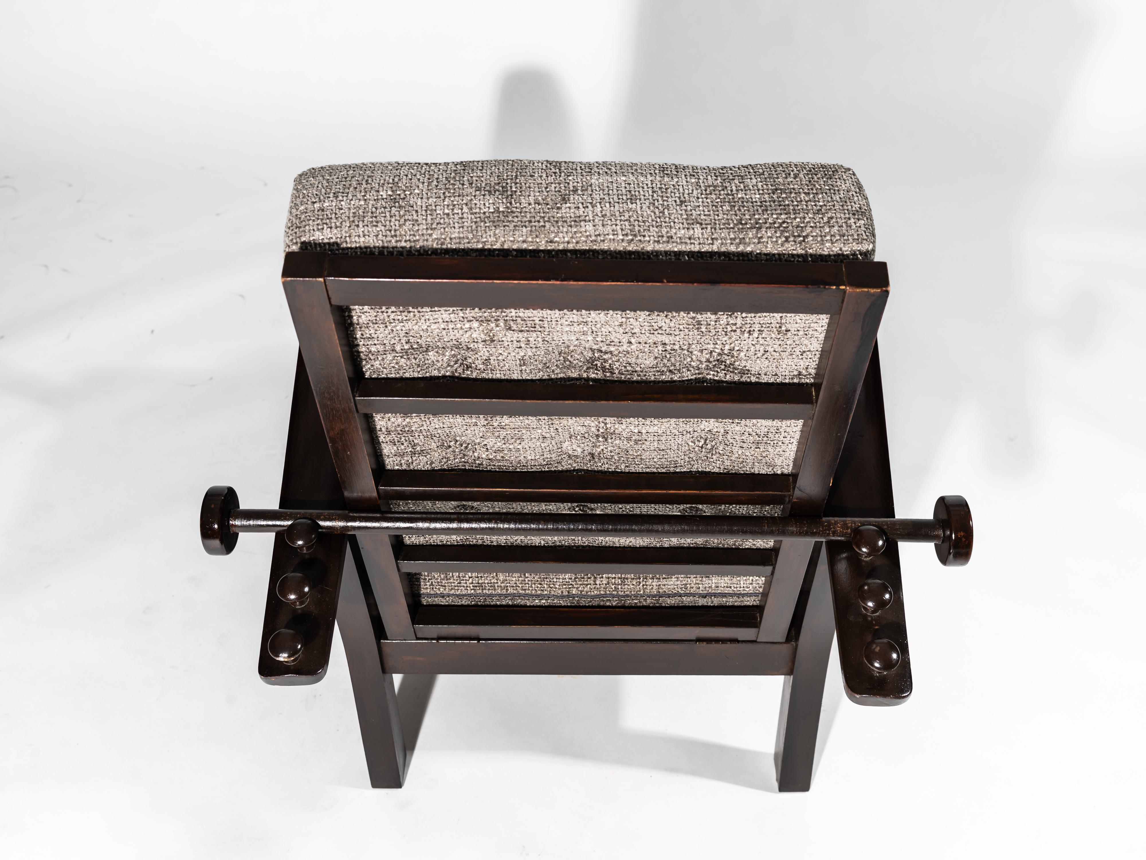 Sillón clásico, llamado canadiense, Art Decó años 20, checo en venta 2
