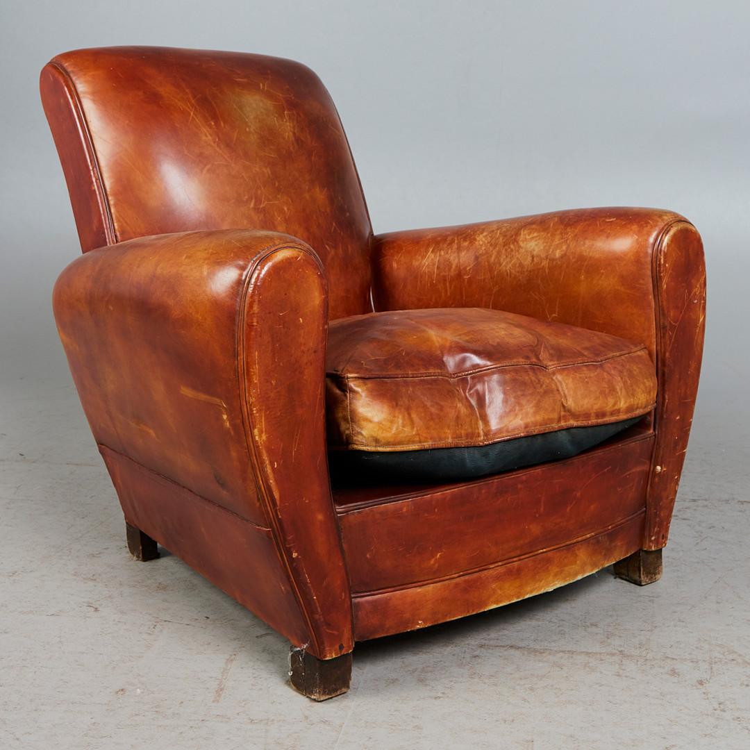 Classic Art Déco leather upholstered brown Club Chair. France 1930s. For Sale 2