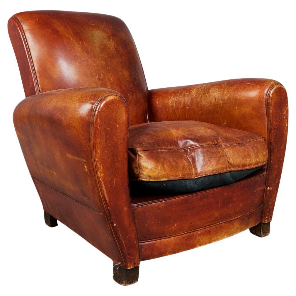 Classic Art Déco leather upholstered brown Club Chair. France 1930s. For Sale