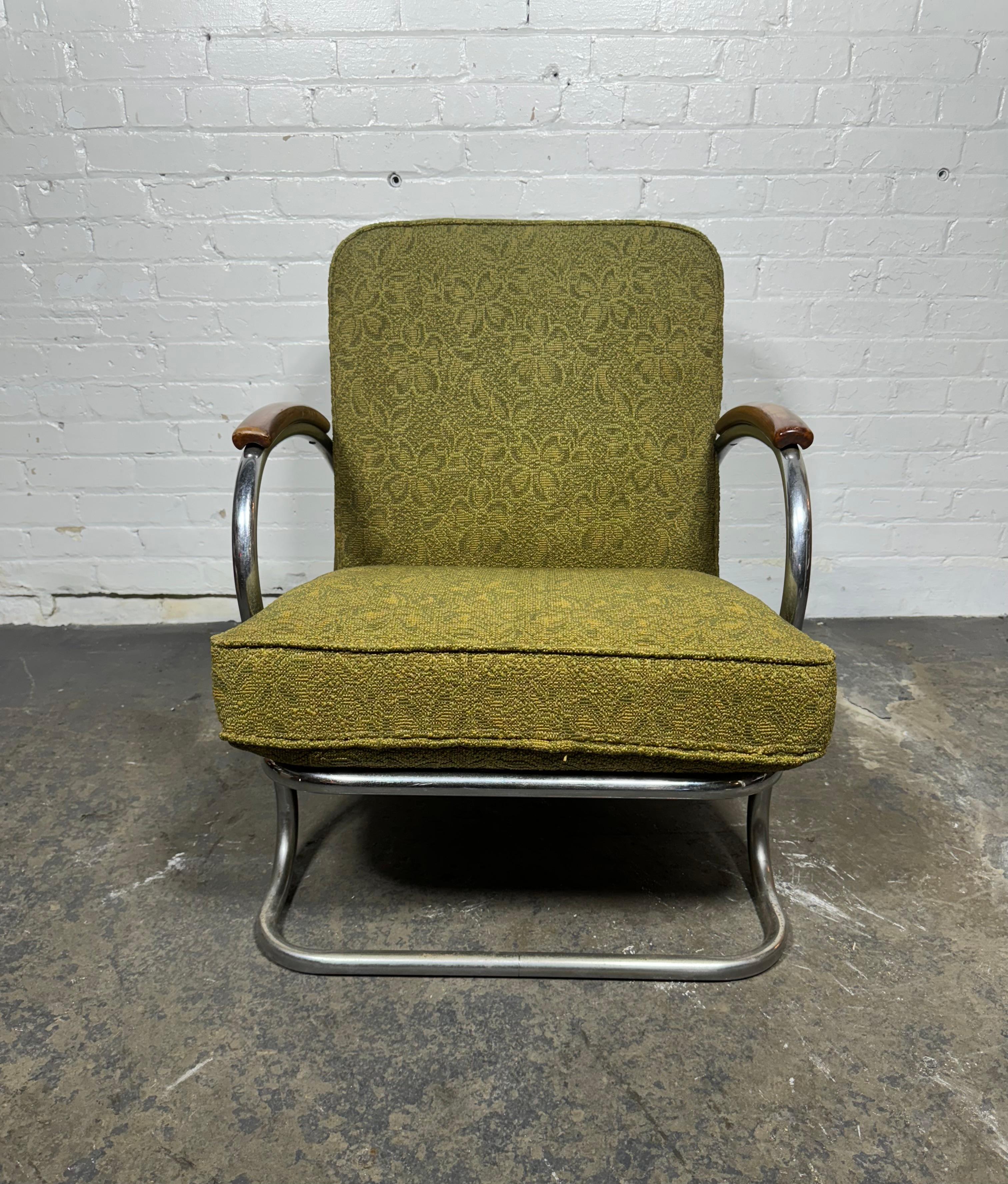 Fabric Classic Art Deco / Machine Age Tubular Chrome Lounge Chair by  Kem Weber