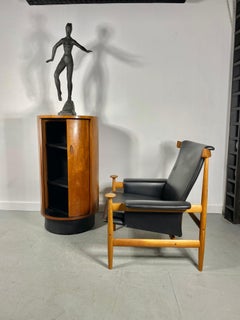 Classic Art Deco Style, 1960-1970s Teak "Martini" Bar *RS Associates