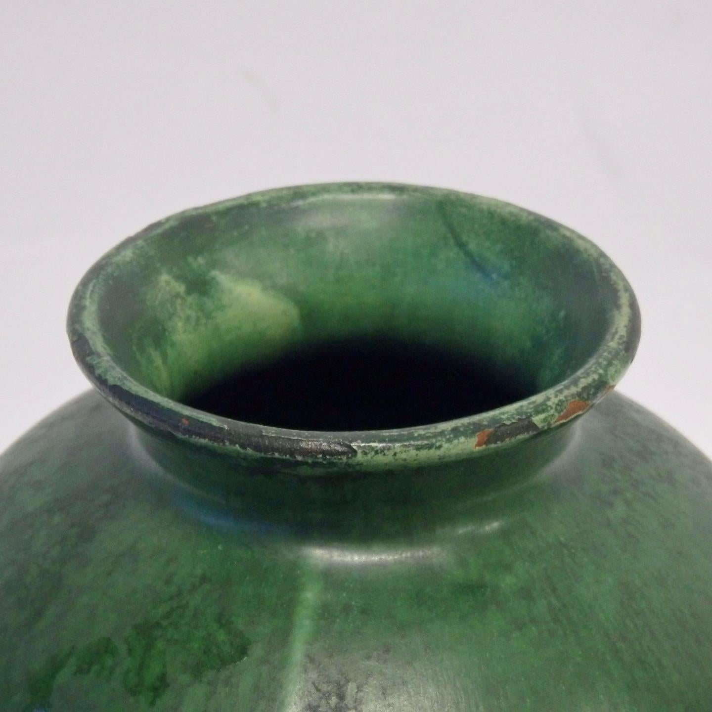 American Classic Arts & Crafts Grueby Style Green Pottery Vase 