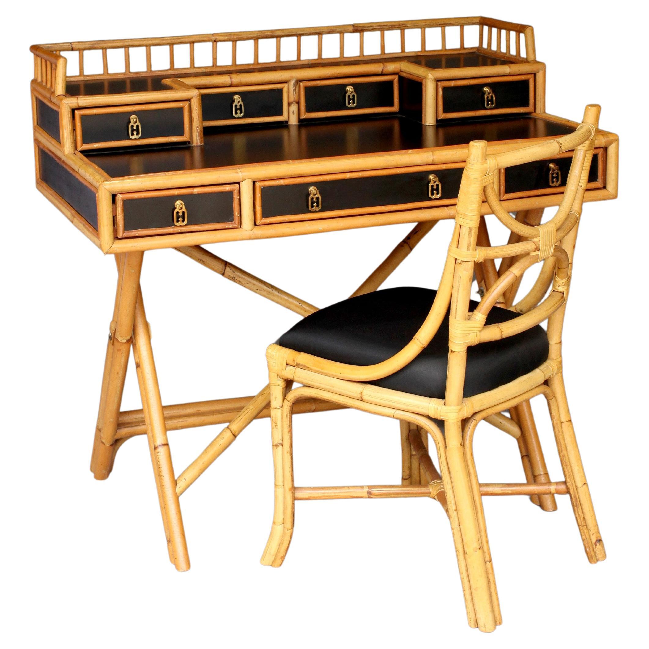 Classic Bamboo & Lacquer Campaigner Schreibtisch mit Stuhl von E. Murio im Angebot