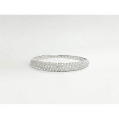 Classic Bangle : 4.27 Ct Diamonds in 18K White Gold
