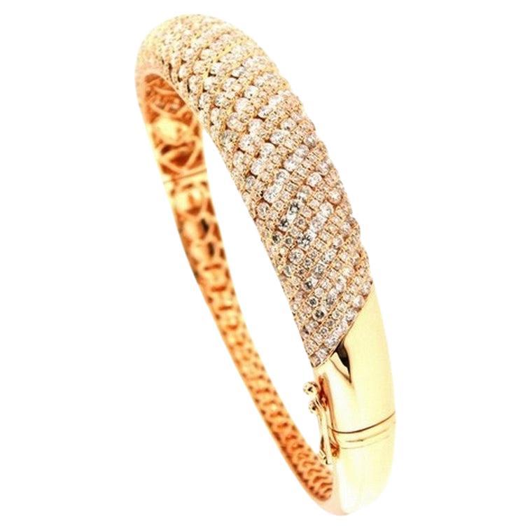 Classic Bangle : 6 Ct Diamonds in 18K Rose Gold For Sale