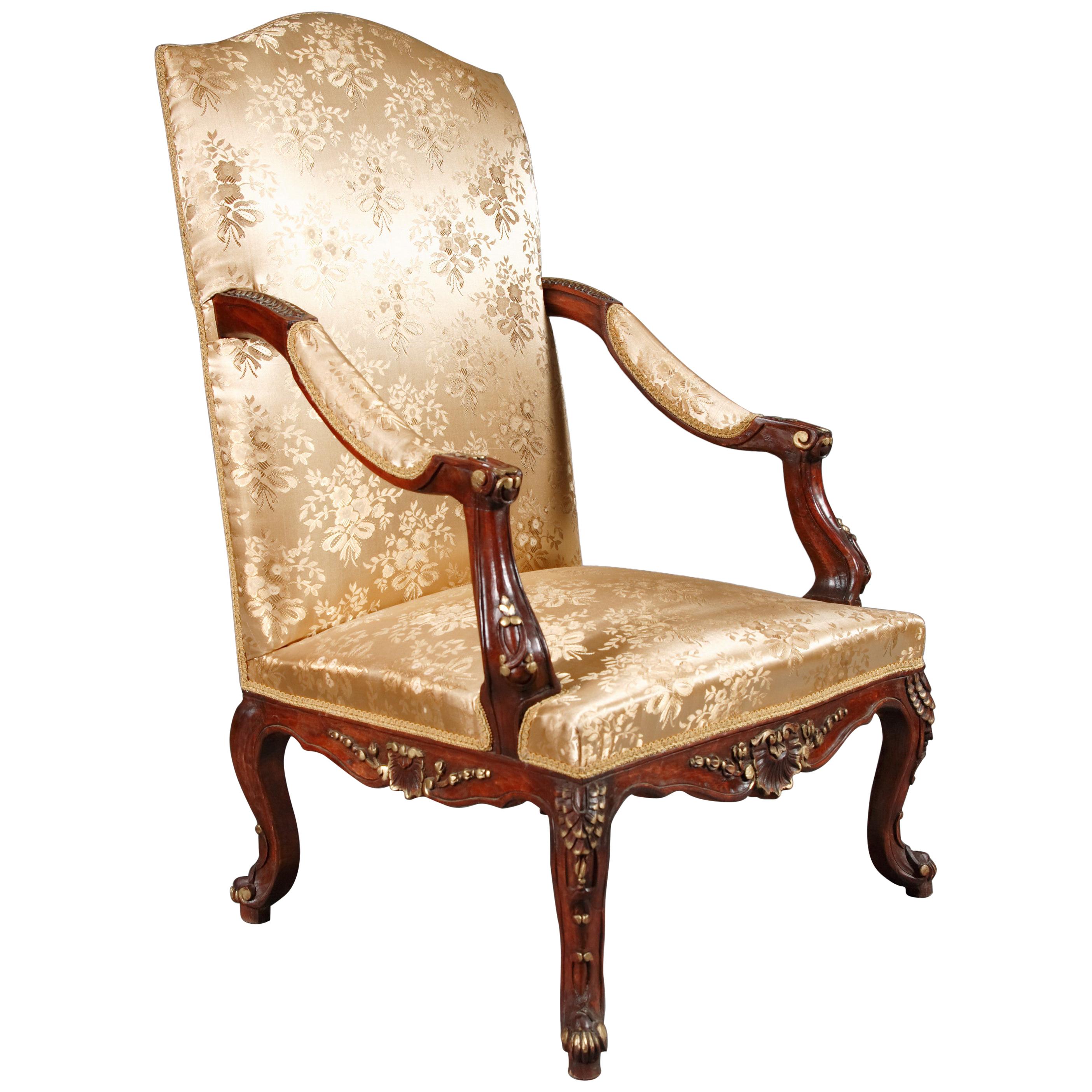 Classic Baroque Armchair in the antique Louis Quinze Style beech hand crafted