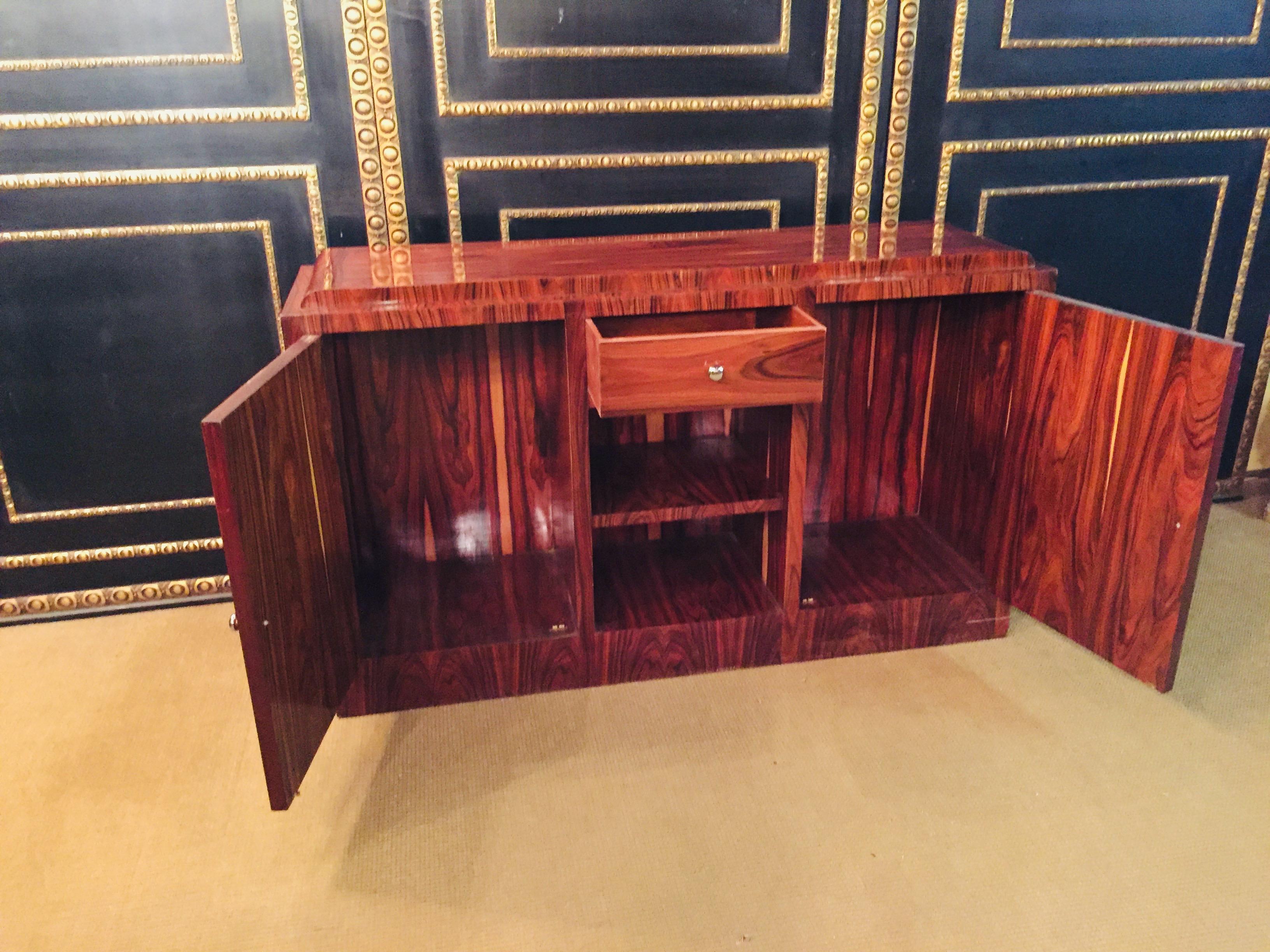 Classic Schönes großes Sideboard im Art Deco Stil im Angebot 2