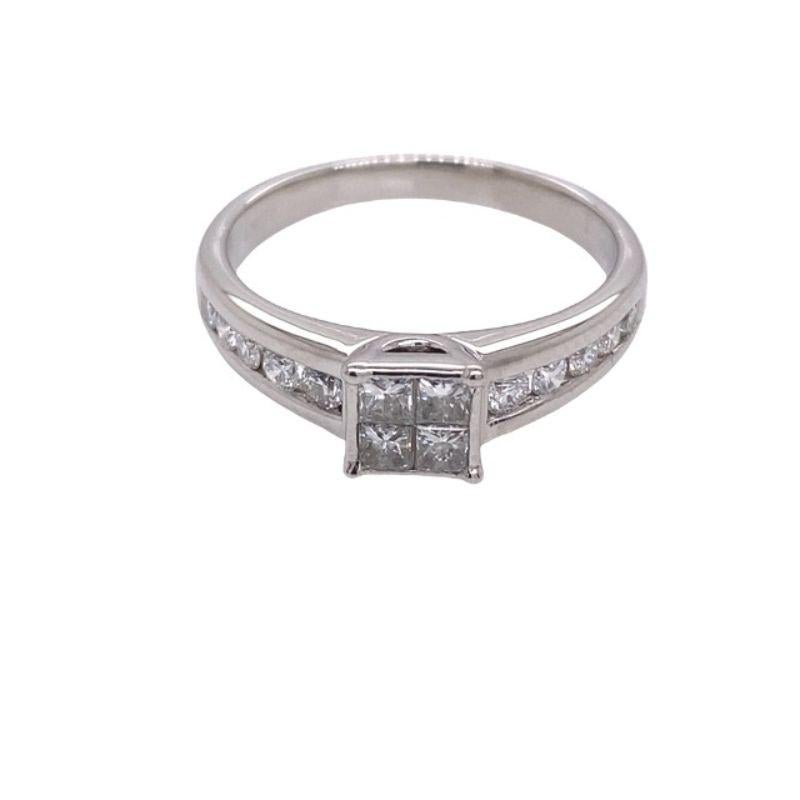 Classic Beavebrooks 0.55ct G/SI1 Round Diamond & Princess Cut Diamond Ring For Sale