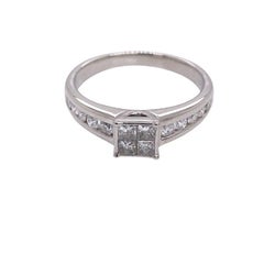 Classic Beavebrooks 0.55ct G/SI1 Round Diamond & Princess Cut Diamond Ring