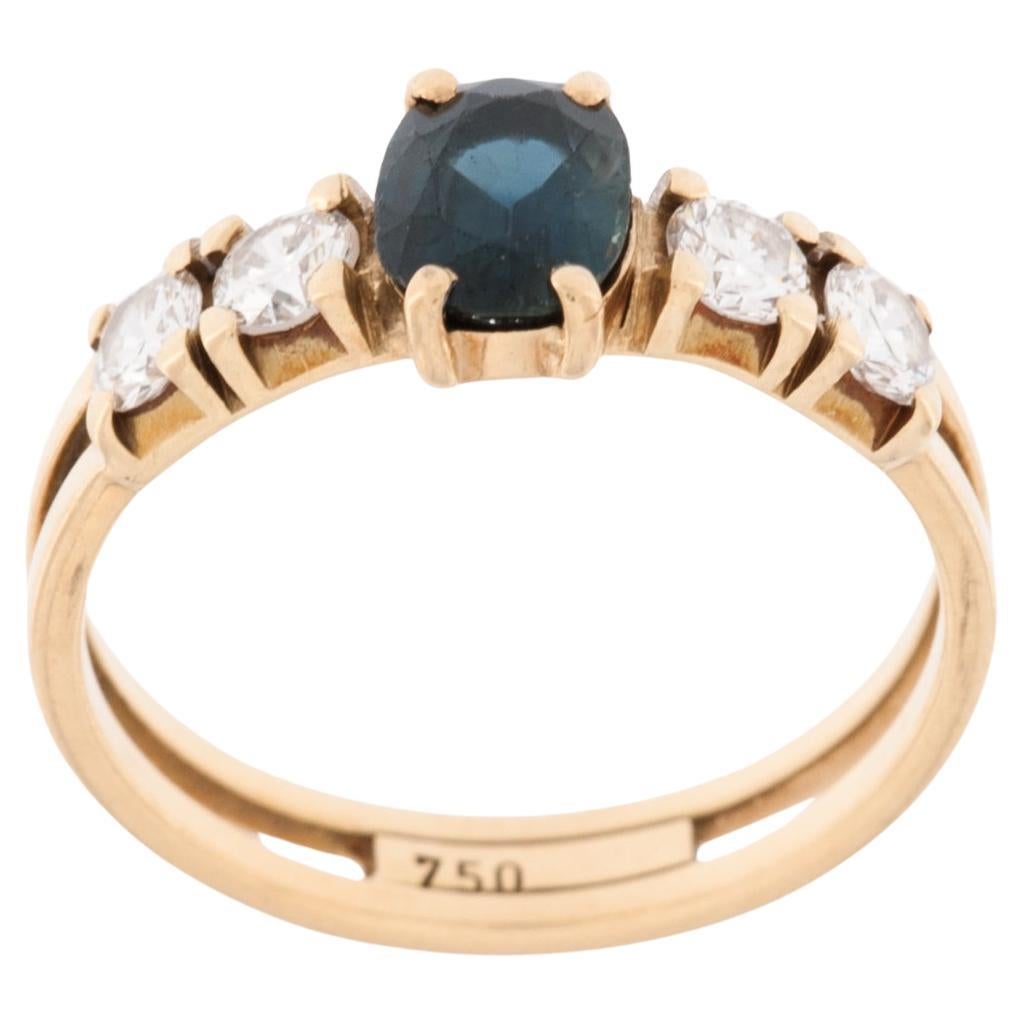 Classic Belgian 18 karat Yellow Gold Ring with Diamonds and Sapphire For Sale