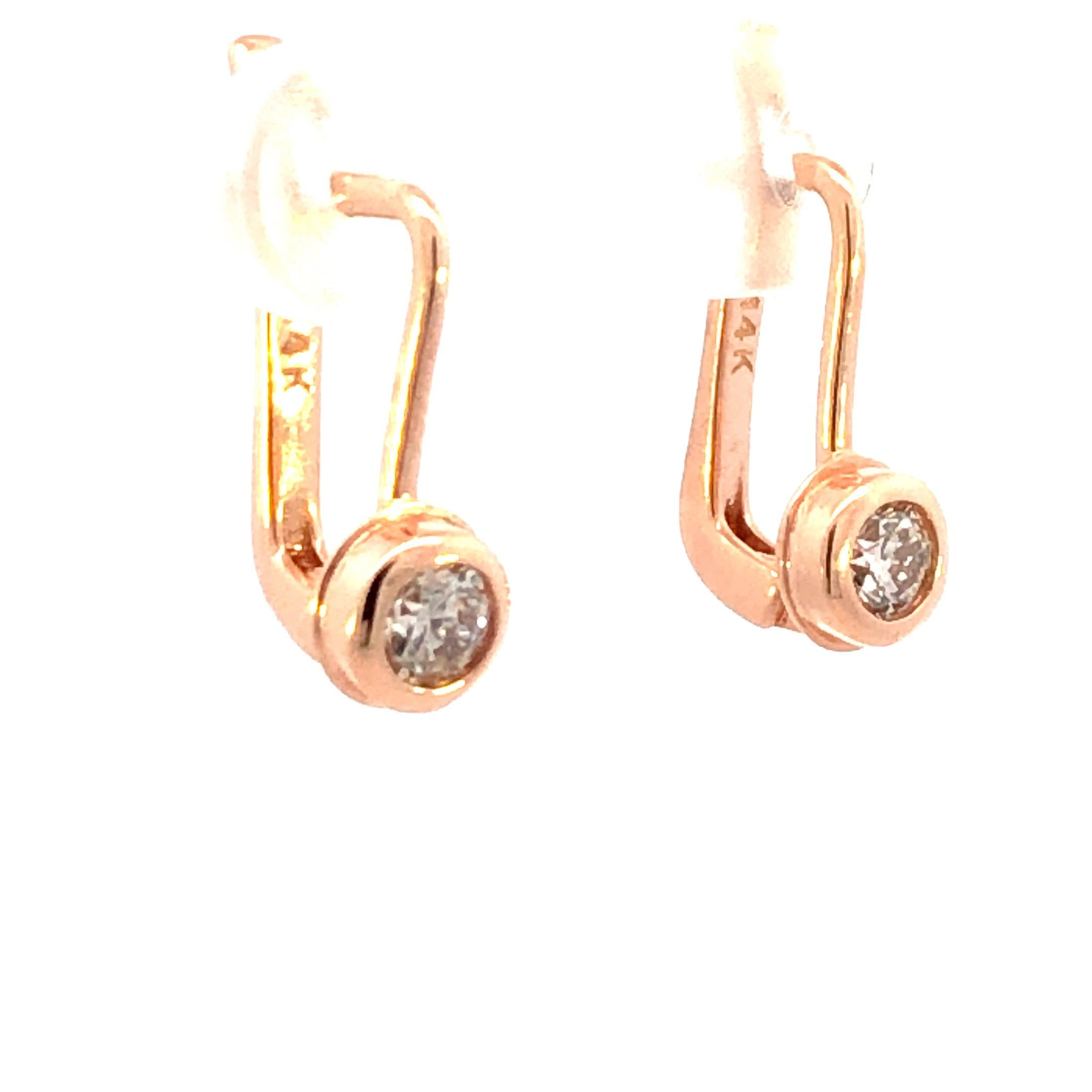 Taglio rotondo Orecchini classici con diamanti incastonati in oro rosa 14k (0,40 cwt) in vendita