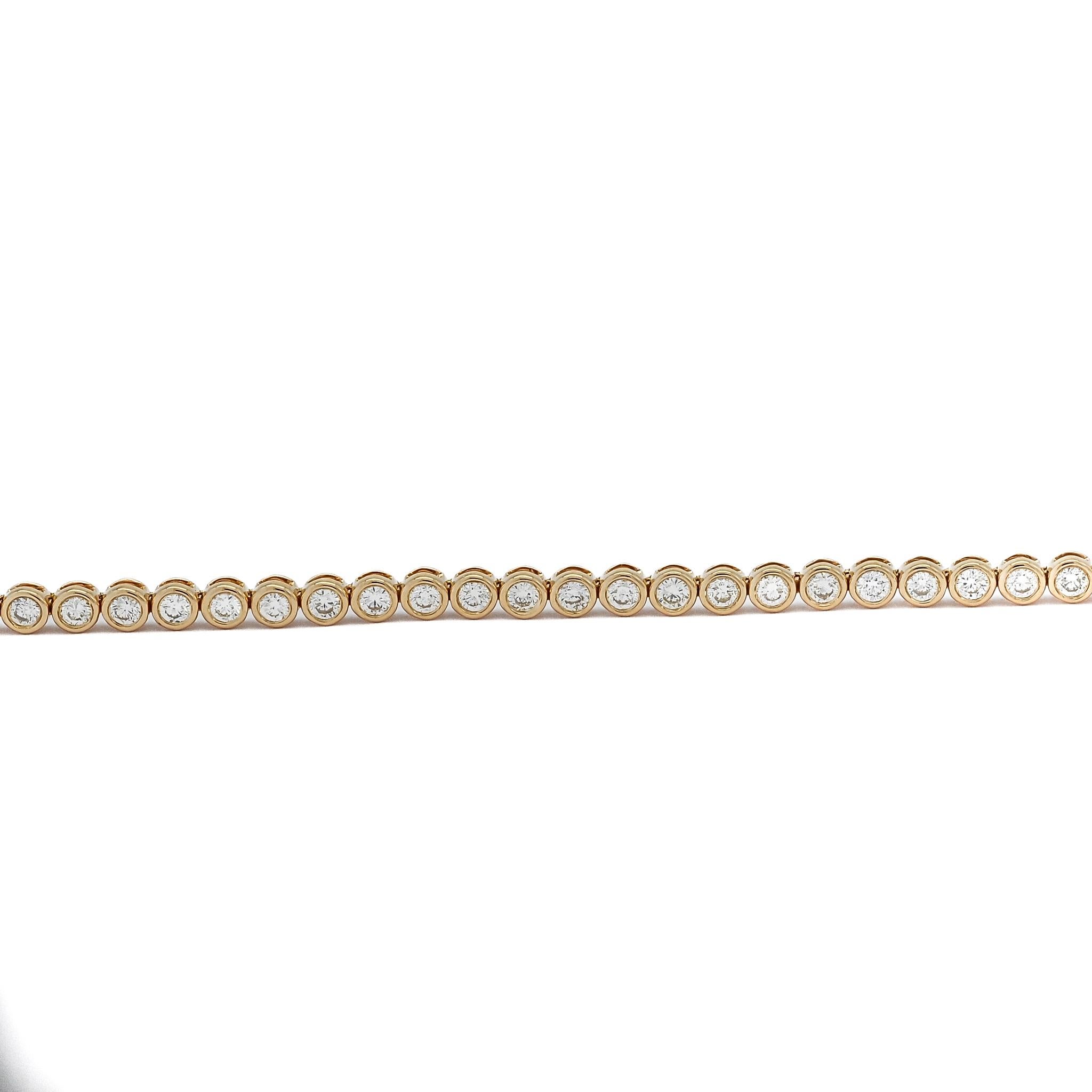 Step into the realm of timeless elegance with this classic bezel-set tennis bracelet. Meticulously crafted in 18K rose gold, this exquisite piece showcases the allure of 2.00 carats of natural diamonds. Each diamond is elegantly encased within a