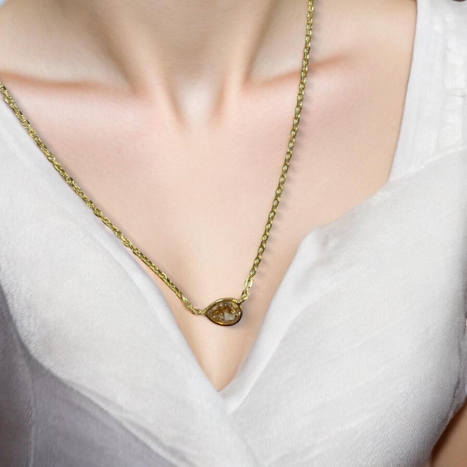 Pear Cut Classic bezeled 14K Yellow Gold 1.24ct Natural Diamond Necklace For Sale