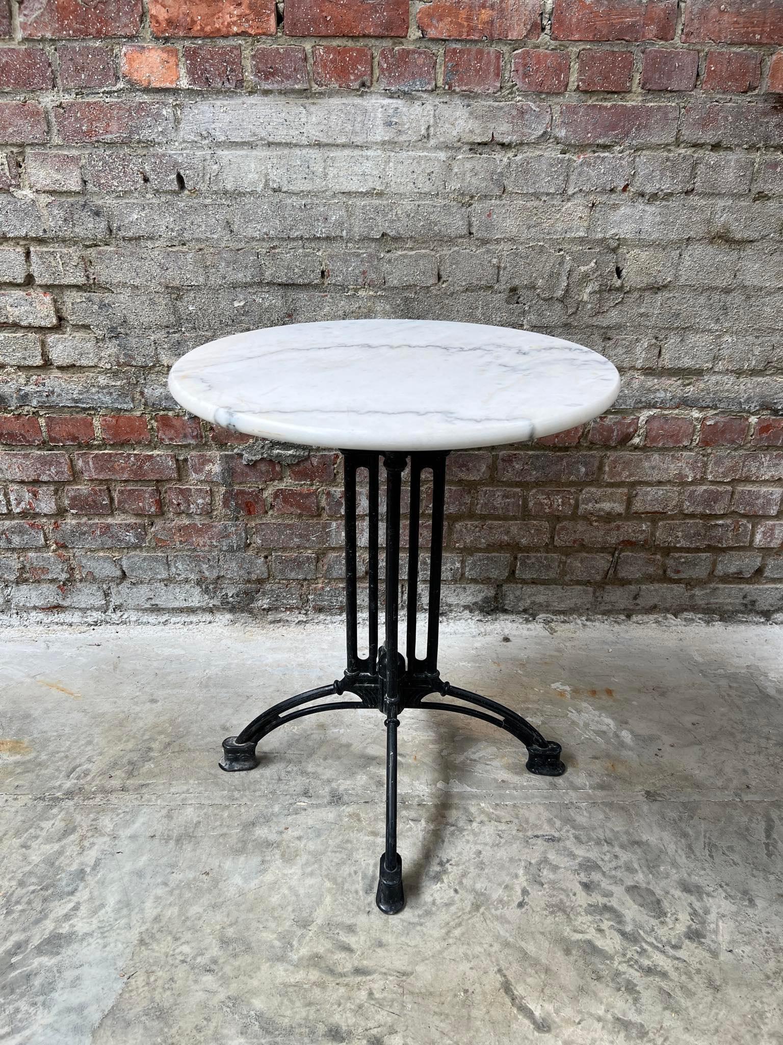 Iron Classic bistro table with white marble  For Sale