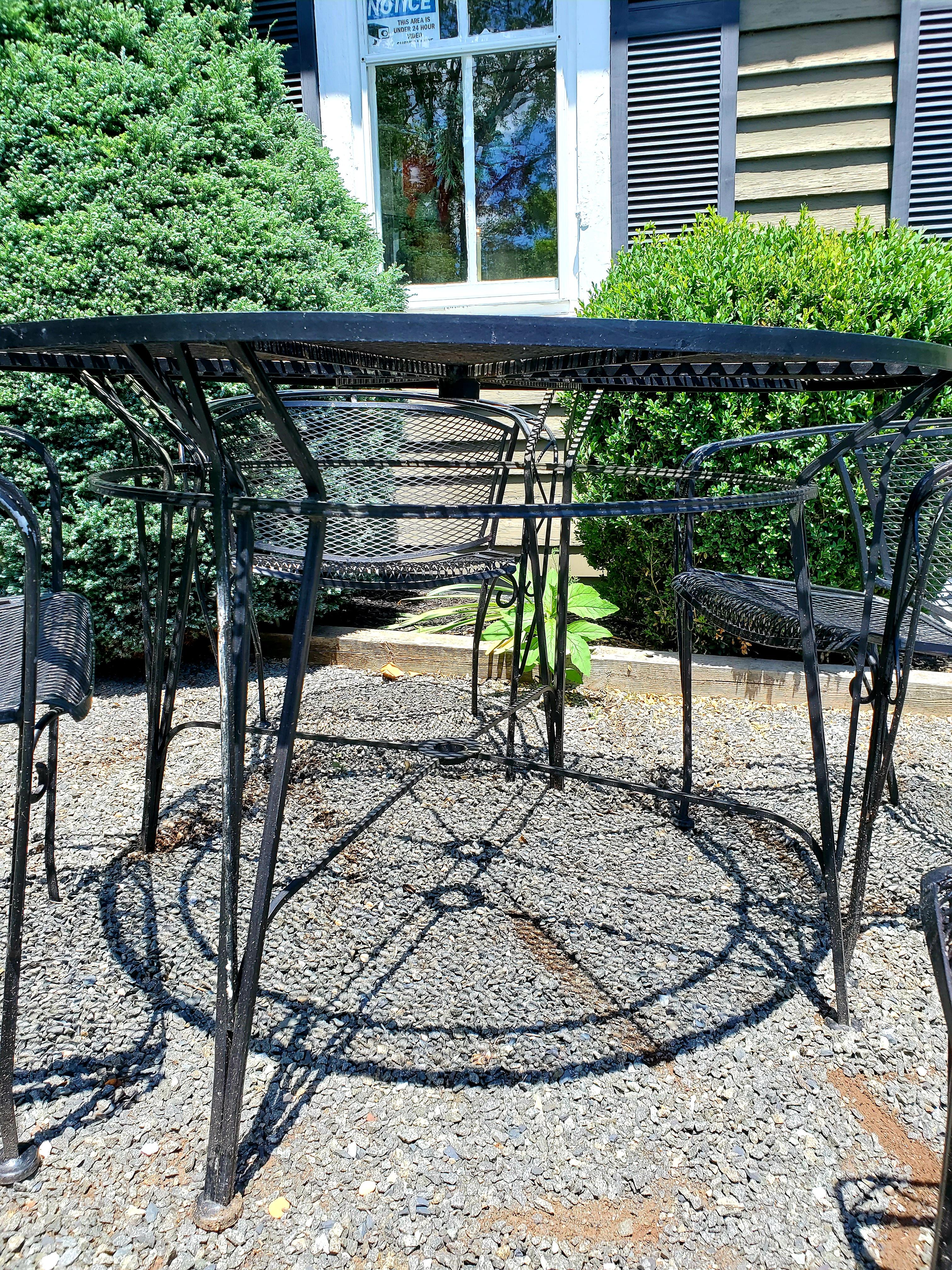 American Classic Black Iron Mid-Century Modern Outdoor Dining Table and Chairs